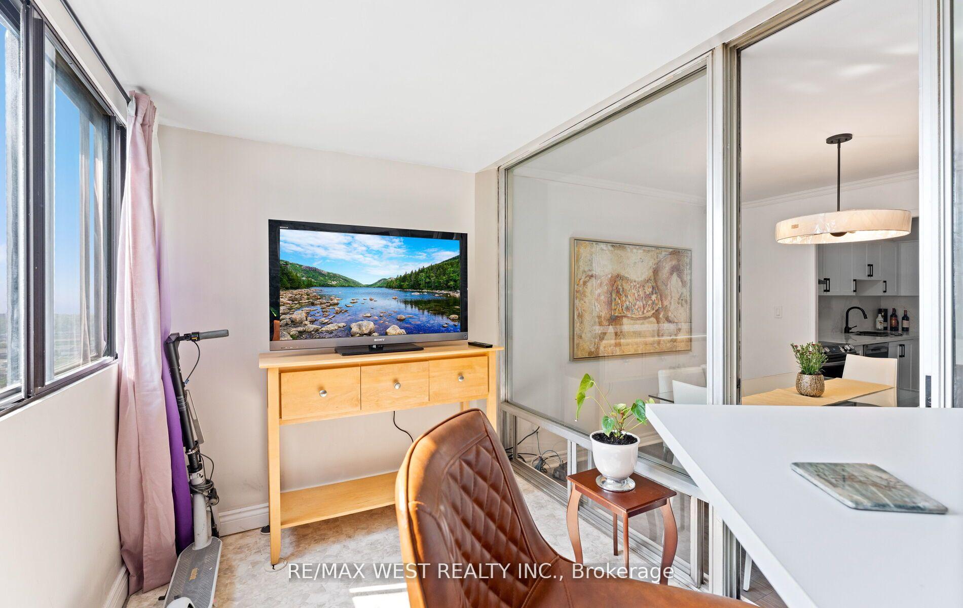 Photo 19 of Unit 2910, 5 Massey Square, Toronto, Crescent Town — HOMEH