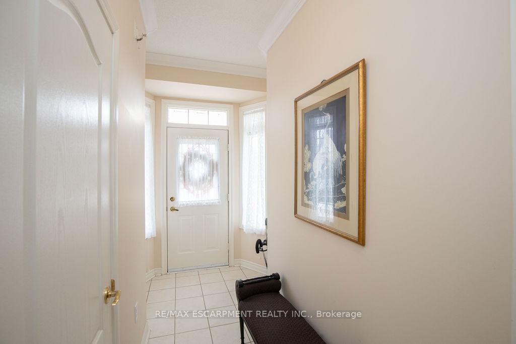 Photo 6 of Unit 13, 91 Silverbirch Boulevard, Hamilton, Villages of Glancaster — HOMEH