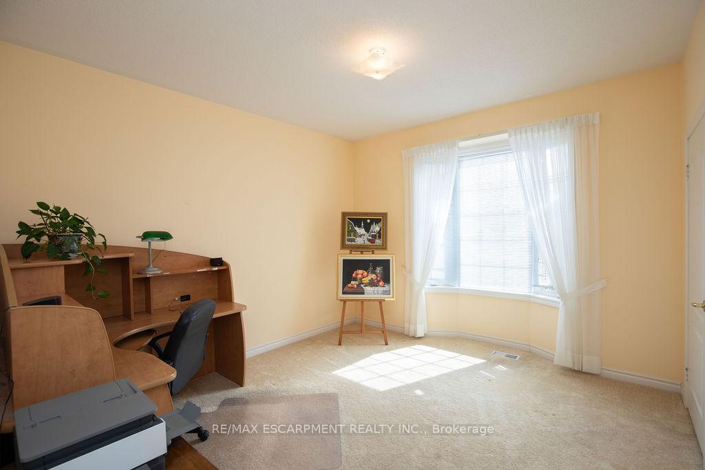 Photo 24 of Unit 13, 91 Silverbirch Boulevard, Hamilton, Villages of Glancaster — HOMEH