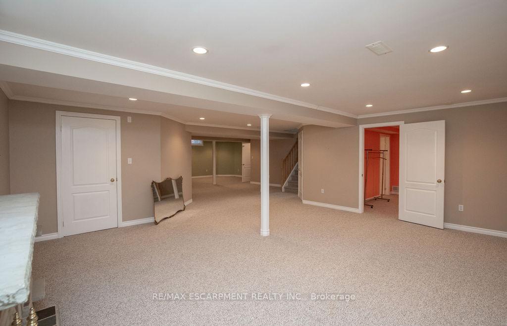 Photo 31 of Unit 13, 91 Silverbirch Boulevard, Hamilton, Villages of Glancaster — HOMEH