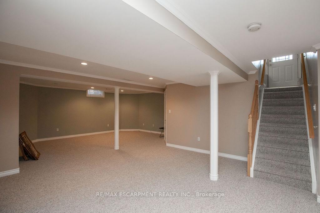 Photo 34 of Unit 13, 91 Silverbirch Boulevard, Hamilton, Villages of Glancaster — HOMEH