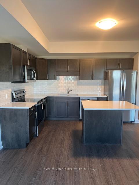 Photo 7 of Unit 400, 118 Summersides Boulevard, Pelham, Fonthill — HOMEH