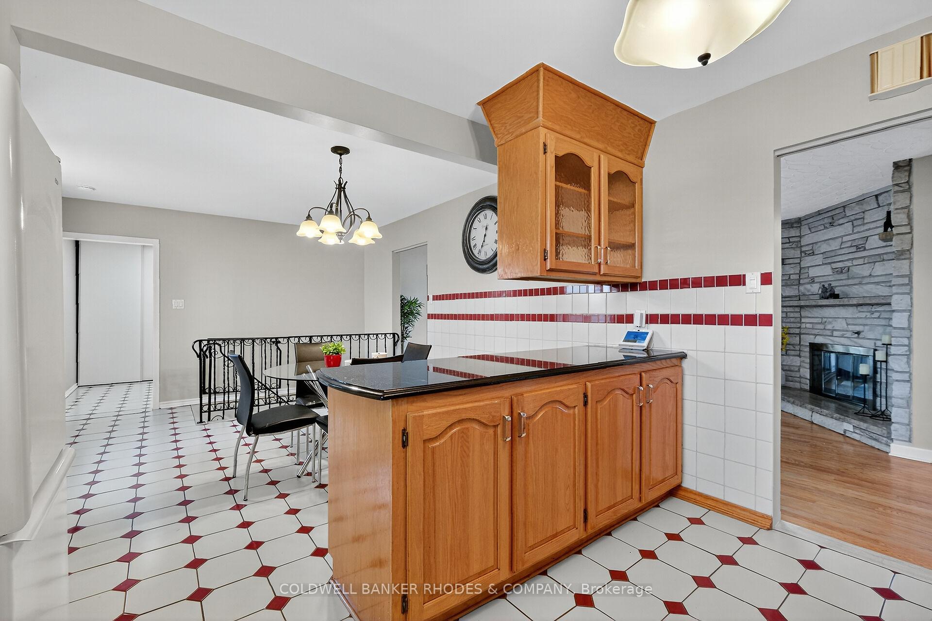 Photo 26 of 11 Willeth Avenue, Ottawa, City View/Skyline/Fisher Heights/Parkwood Hills — HOMEH
