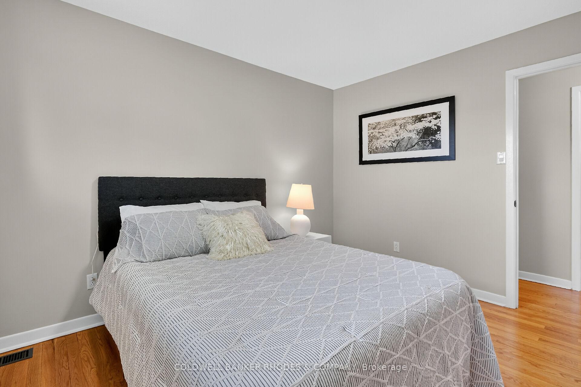 Photo 27 of 11 Willeth Avenue, Ottawa, City View/Skyline/Fisher Heights/Parkwood Hills — HOMEH
