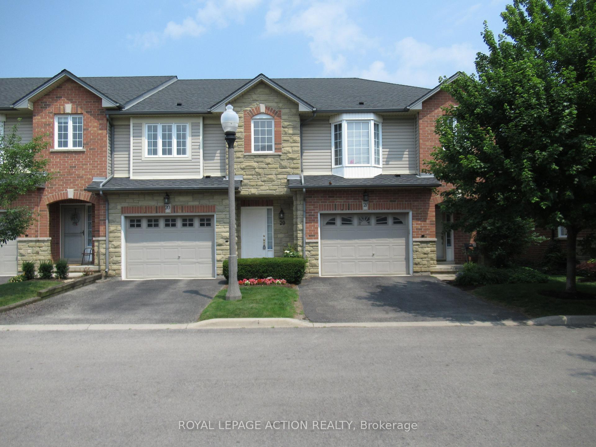 Photo 2 of Unit 20, 232 Stonehenge Drive, Hamilton, Meadowlands — HOMEH