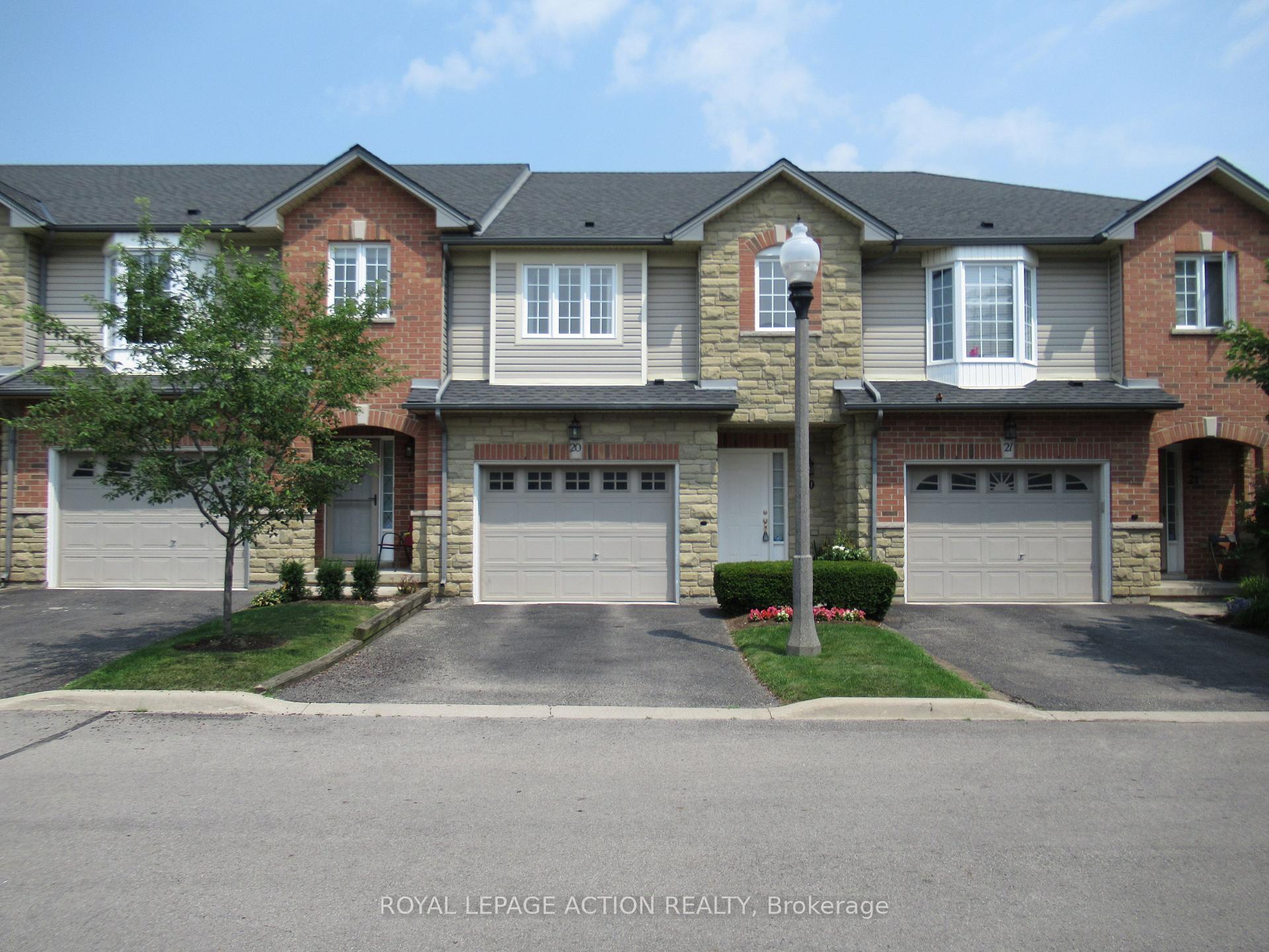 Photo 3 of Unit 20, 232 Stonehenge Drive, Hamilton, Meadowlands — HOMEH