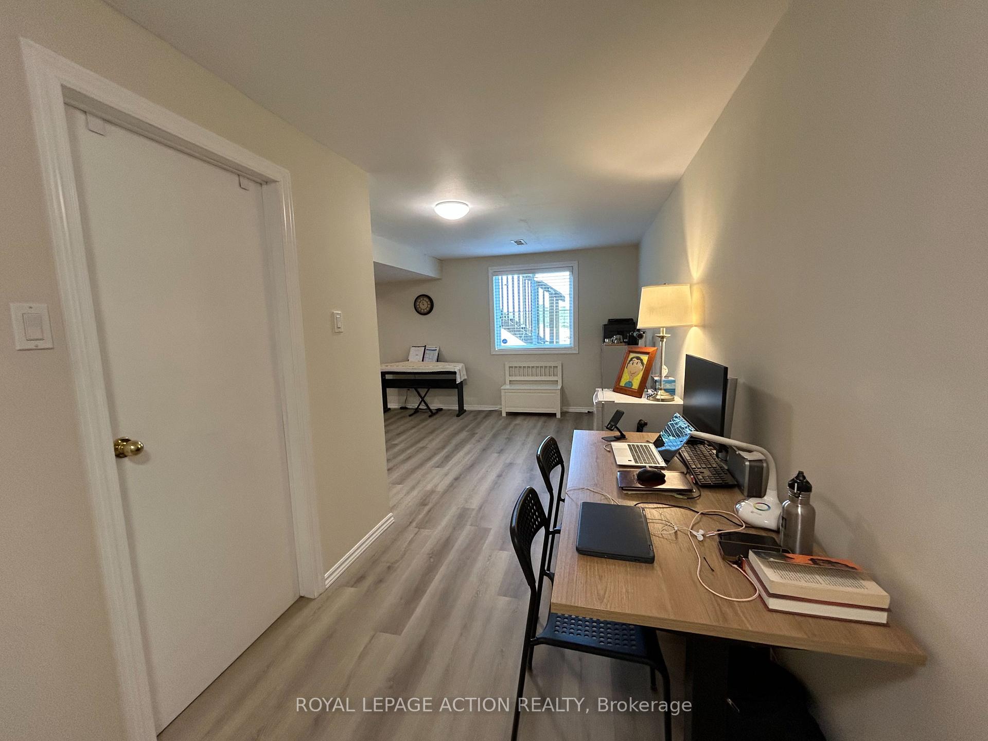 Photo 26 of Unit 20, 232 Stonehenge Drive, Hamilton, Meadowlands — HOMEH