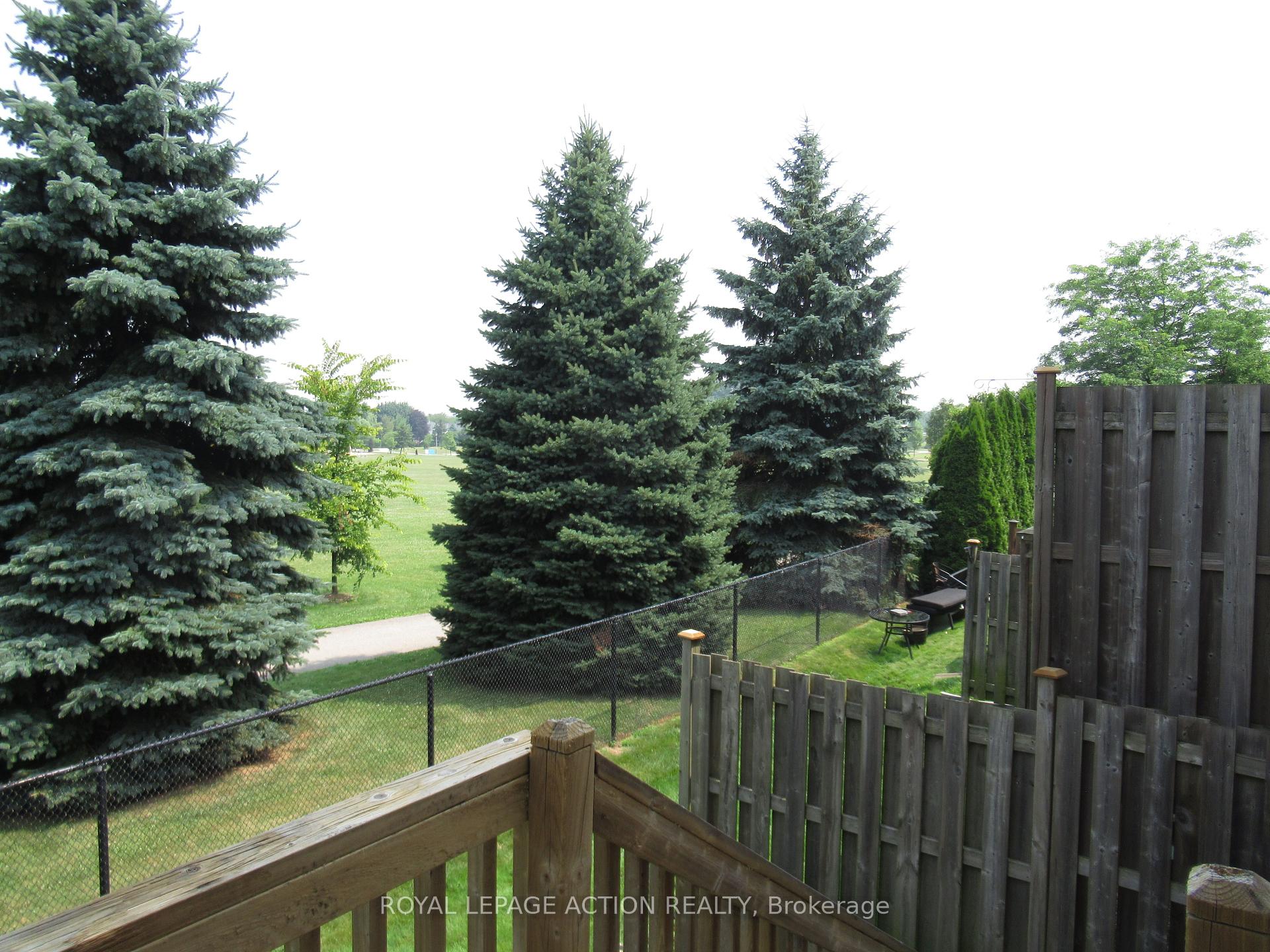 Photo 33 of Unit 20, 232 Stonehenge Drive, Hamilton, Meadowlands — HOMEH