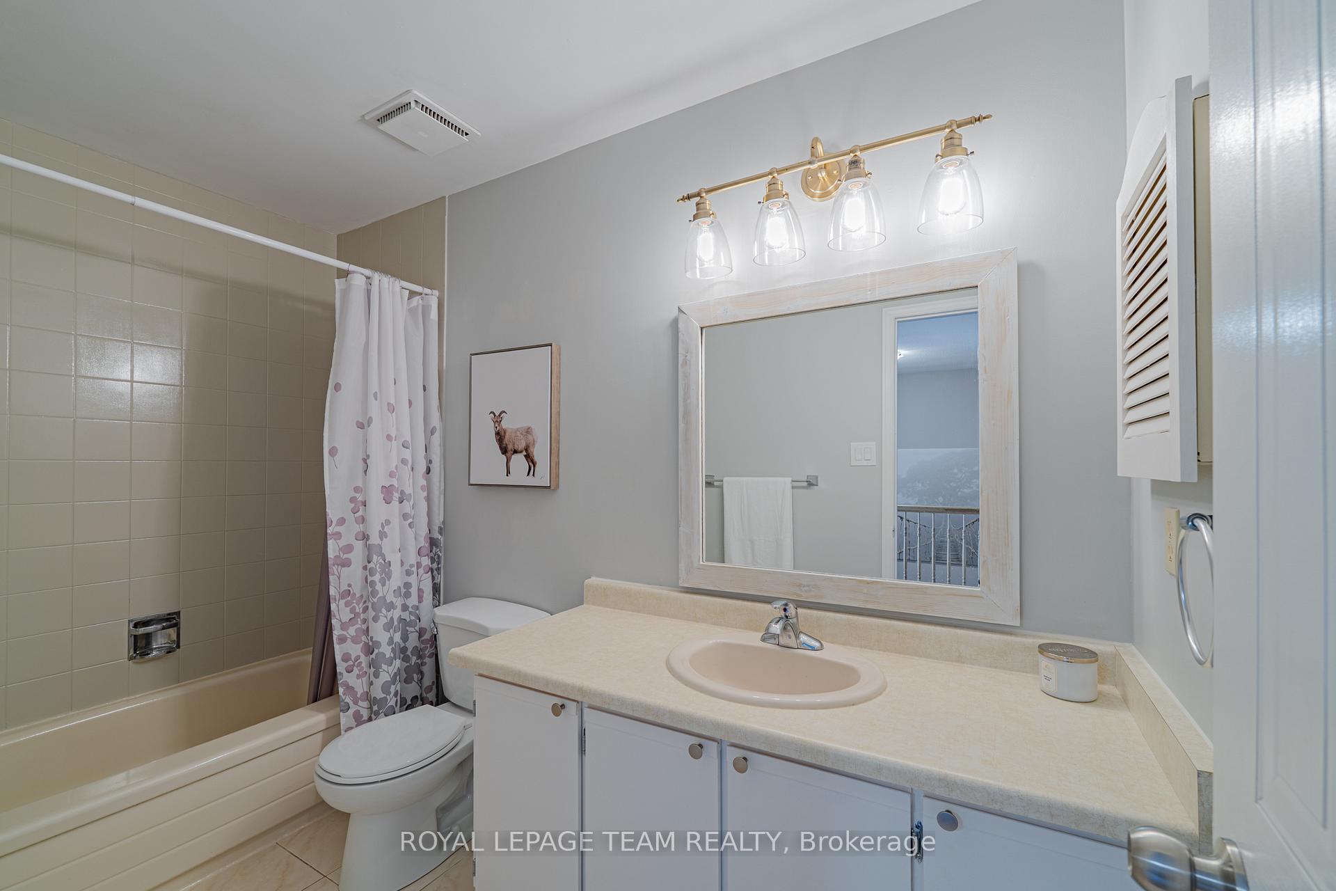 Photo 38 of 28 Huntview Private, Ottawa, Hunt Club/Western Community — HOMEH