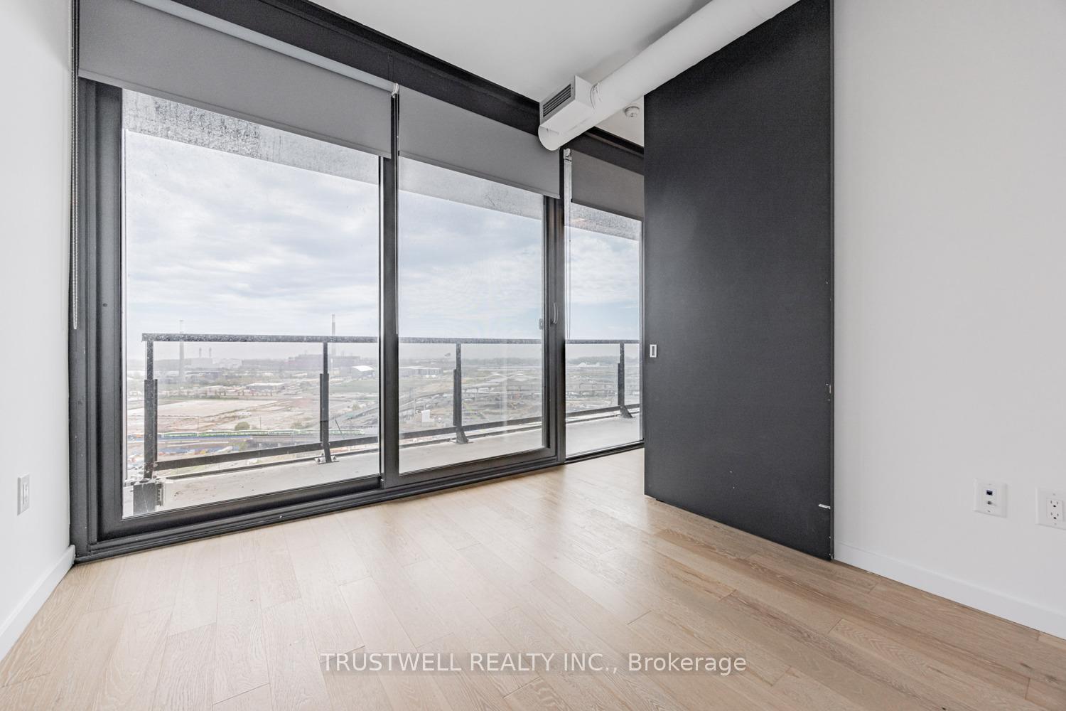 Photo 13 of Unit 2507, 170 Bayview Avenue, Toronto, Waterfront Communities — HOMEH