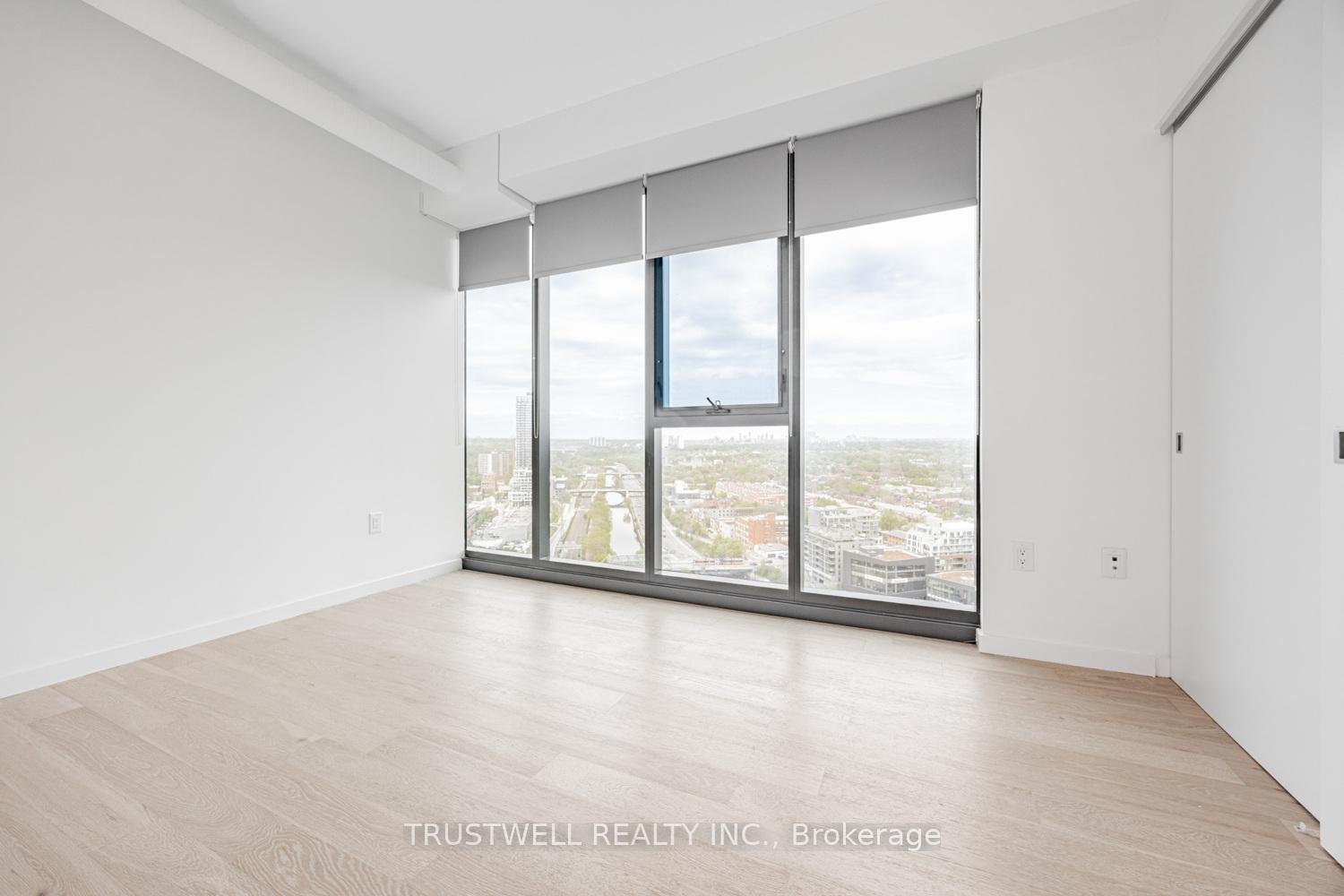 Photo 15 of Unit 2507, 170 Bayview Avenue, Toronto, Waterfront Communities — HOMEH