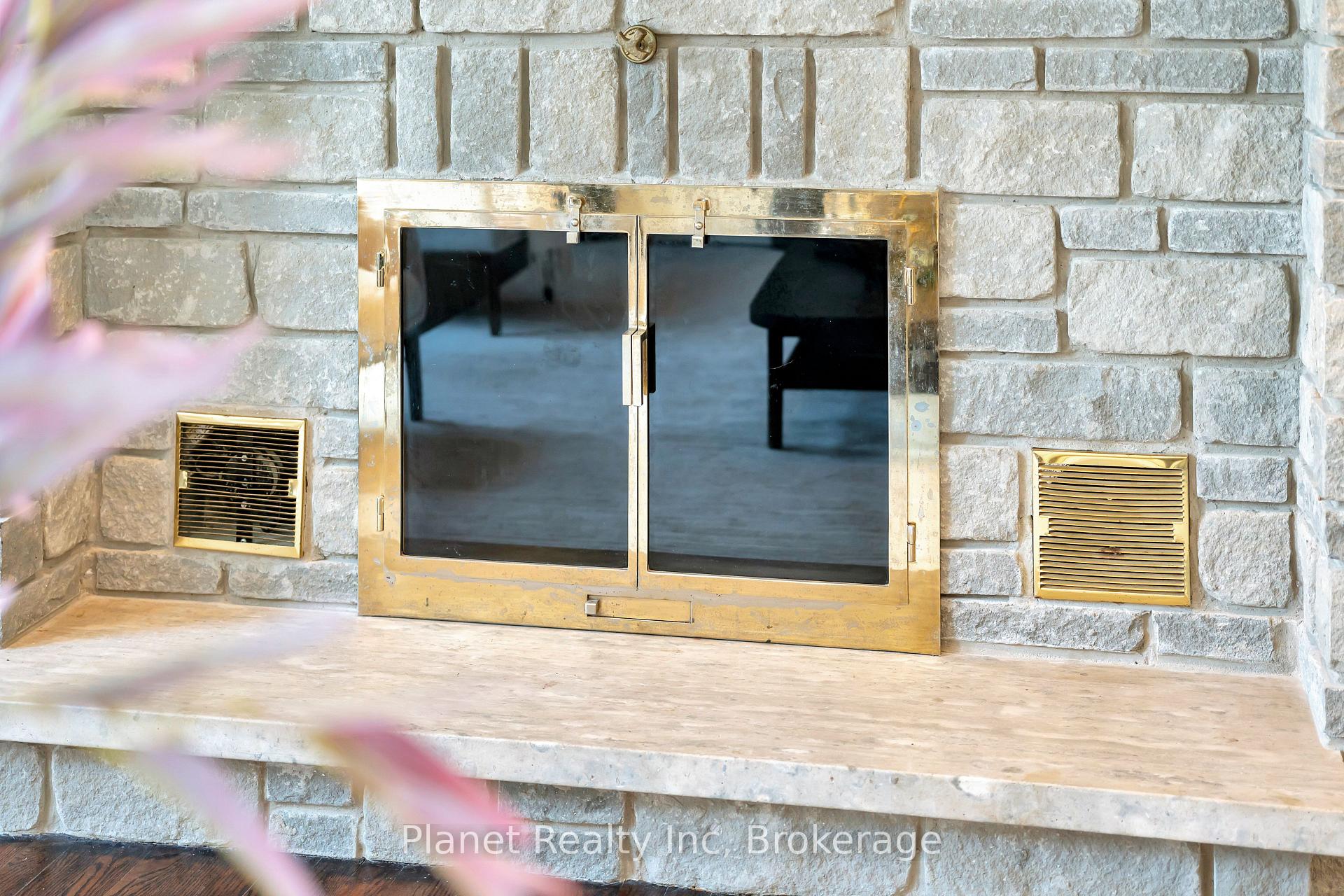 Photo 9 of Unit 7, 25 Manor Park Crescent, Guelph, Dovercliffe Park/Old University — HOMEH
