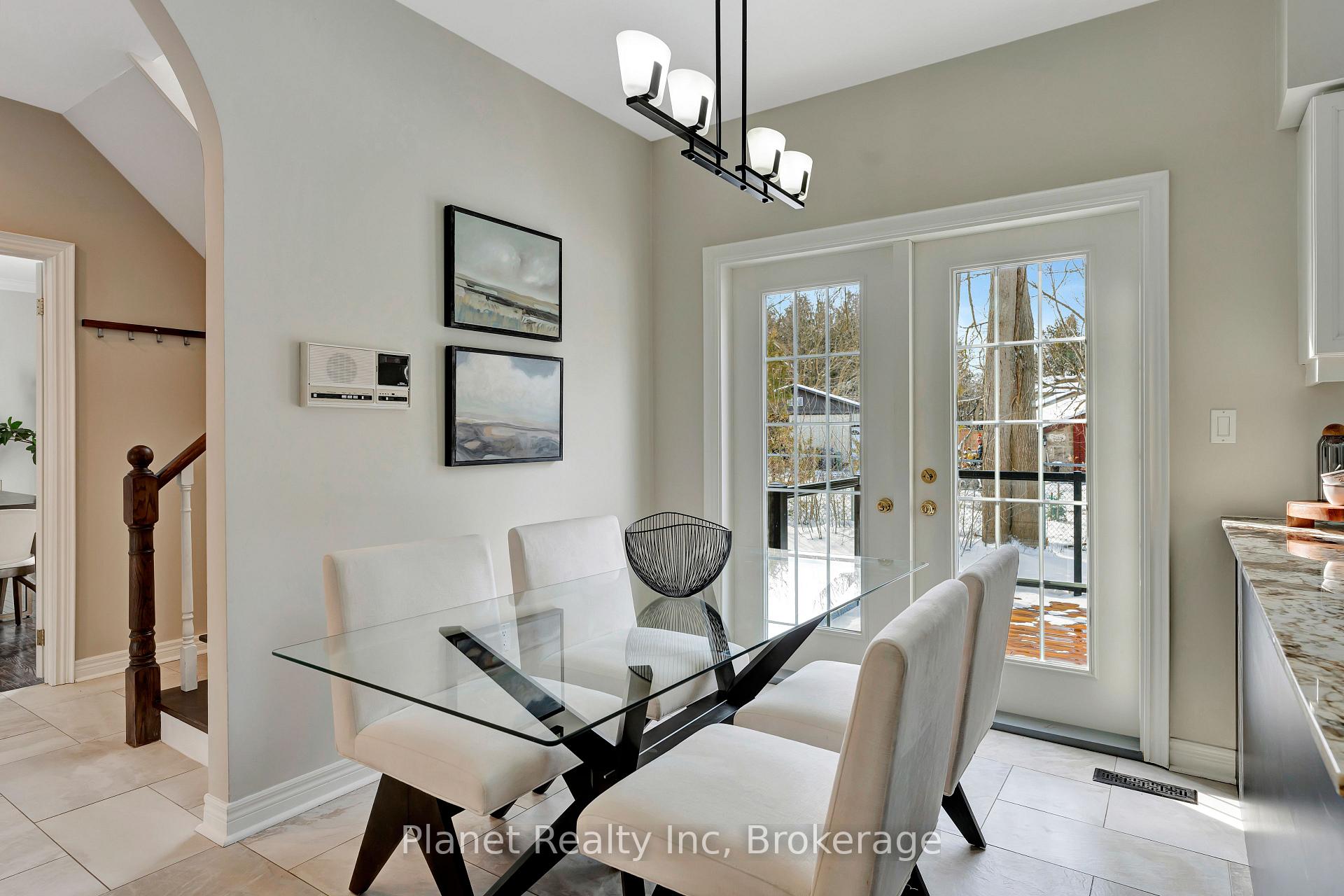 Photo 14 of Unit 7, 25 Manor Park Crescent, Guelph, Dovercliffe Park/Old University — HOMEH