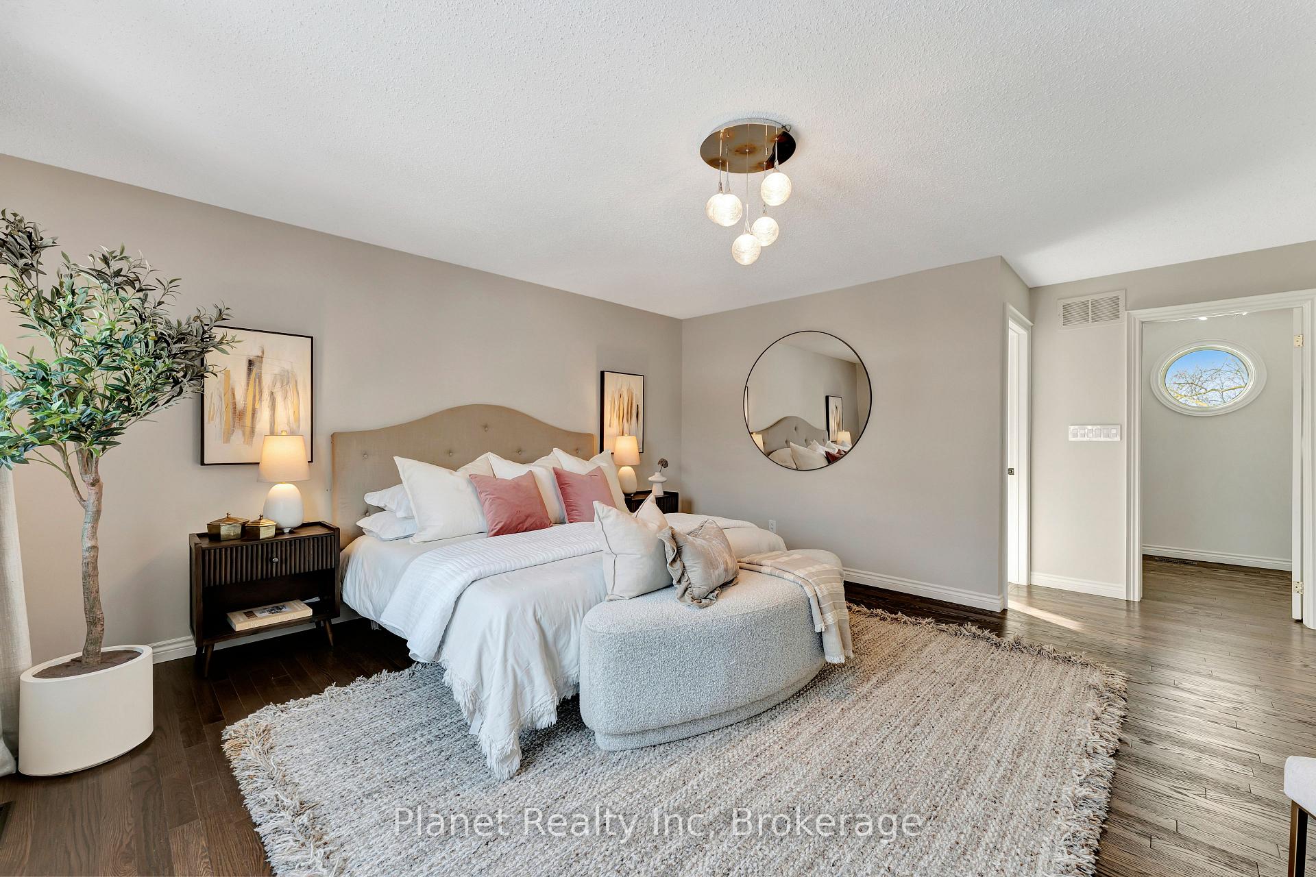 Photo 23 of Unit 7, 25 Manor Park Crescent, Guelph, Dovercliffe Park/Old University — HOMEH