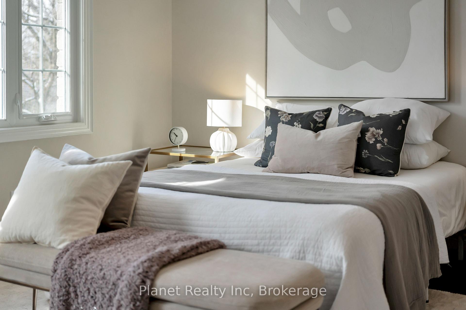 Photo 34 of Unit 7, 25 Manor Park Crescent, Guelph, Dovercliffe Park/Old University — HOMEH