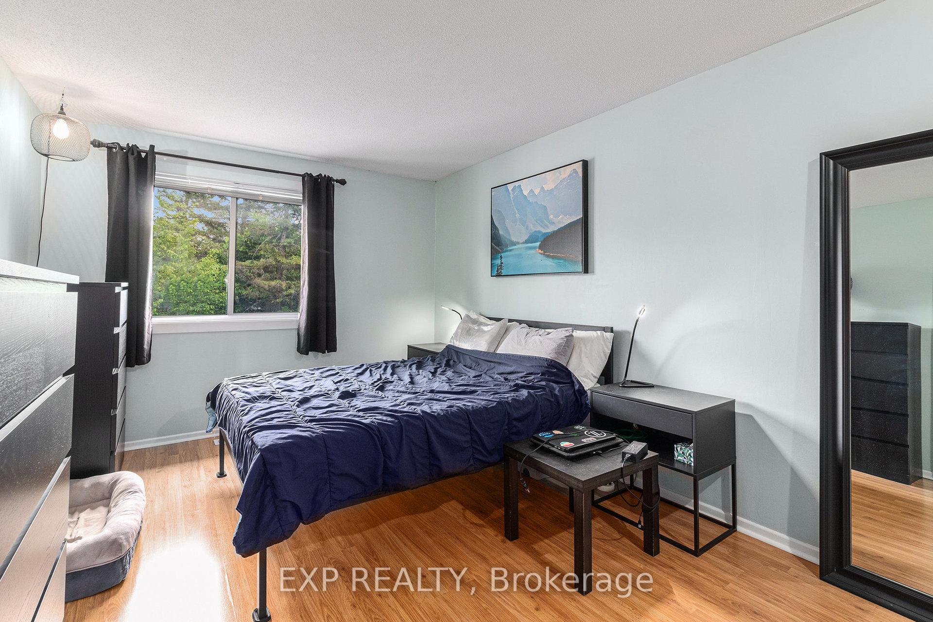 Photo 10 of 7804 Jeanne D'arc Boulevard, Ottawa, Convent Glen North — HOMEH