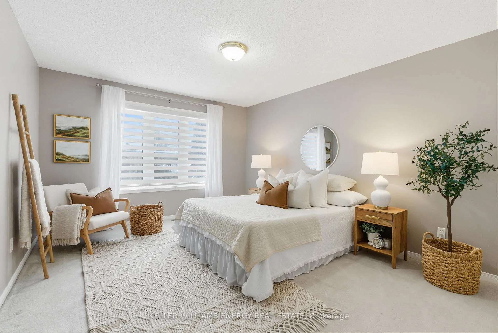 Photo 19 of 21 Heritage Lane, Clarington, Newcastle — HOMEH