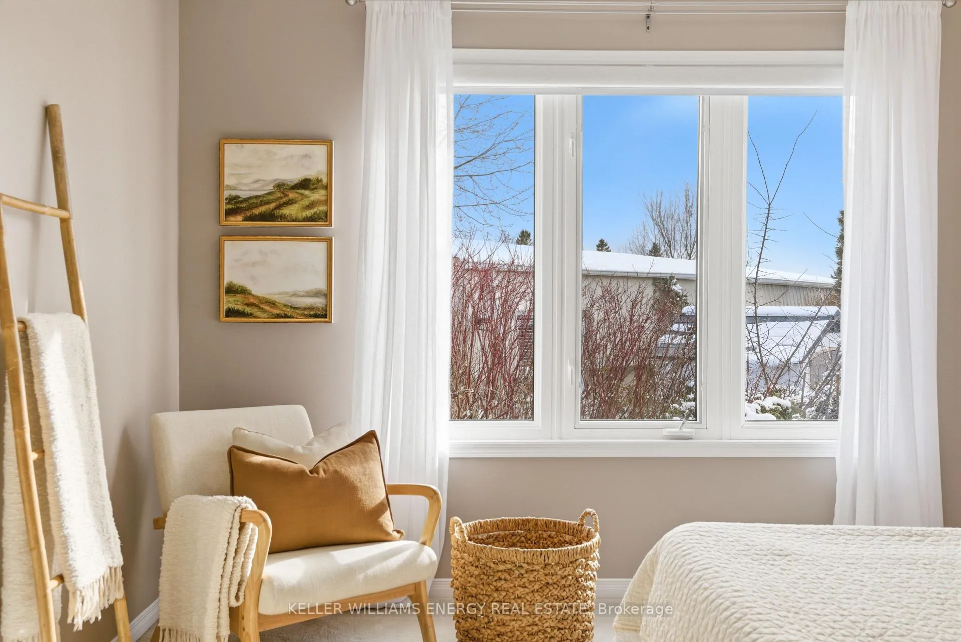 Photo 21 of 21 Heritage Lane, Clarington, Newcastle — HOMEH
