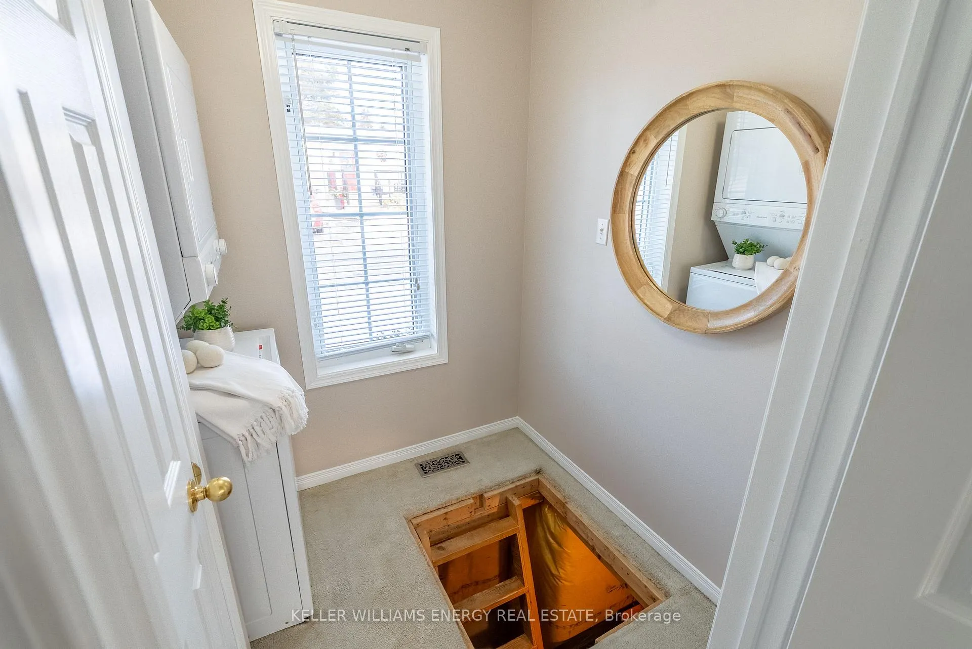 Photo 36 of 21 Heritage Lane, Clarington, Newcastle — HOMEH