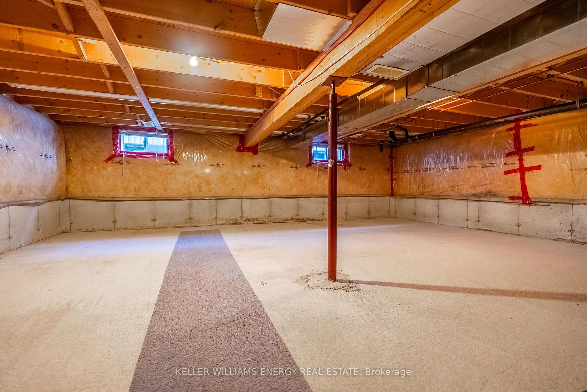 Photo 37 of 21 Heritage Lane, Clarington, Newcastle — HOMEH