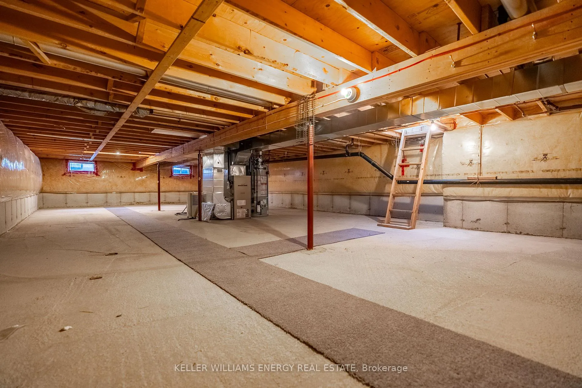 Photo 39 of 21 Heritage Lane, Clarington, Newcastle — HOMEH