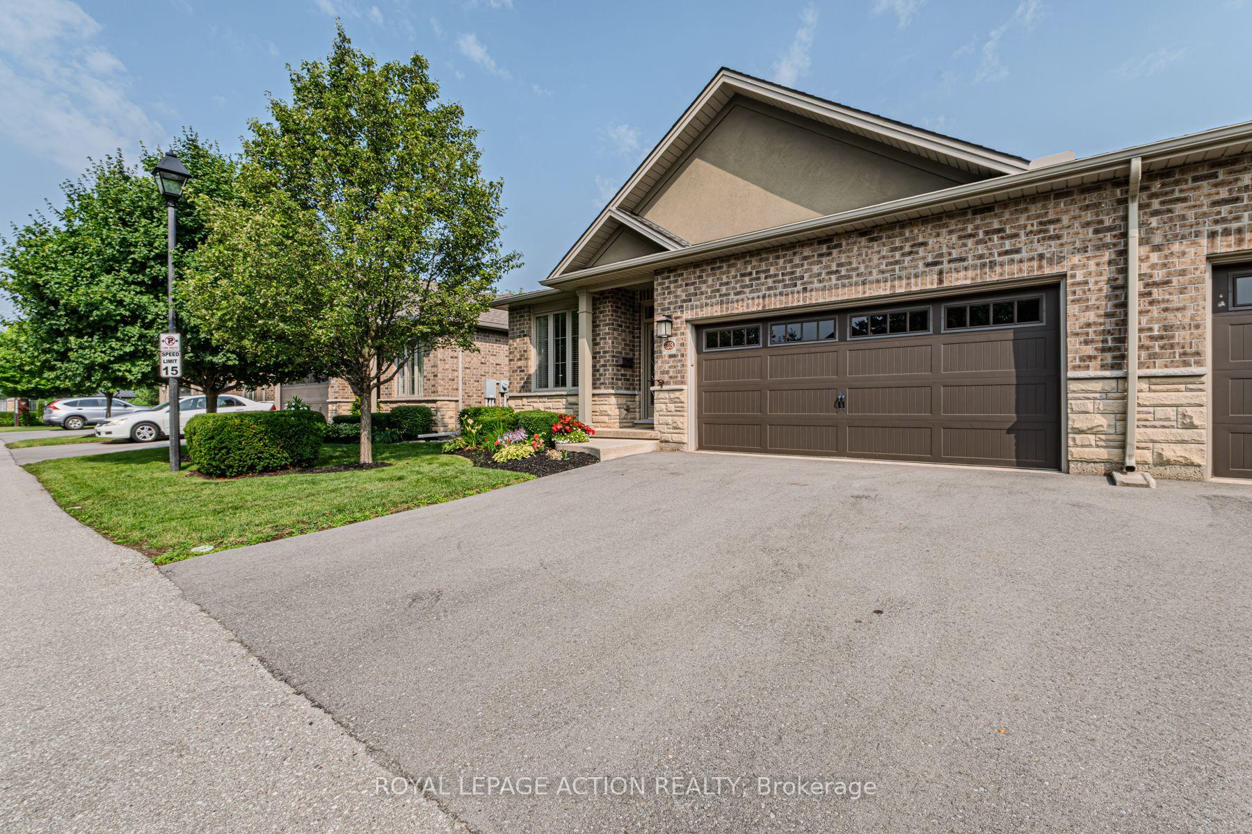 Photo 2 of Unit 23, 30 Cedar Street, Brant, Paris — HOMEH