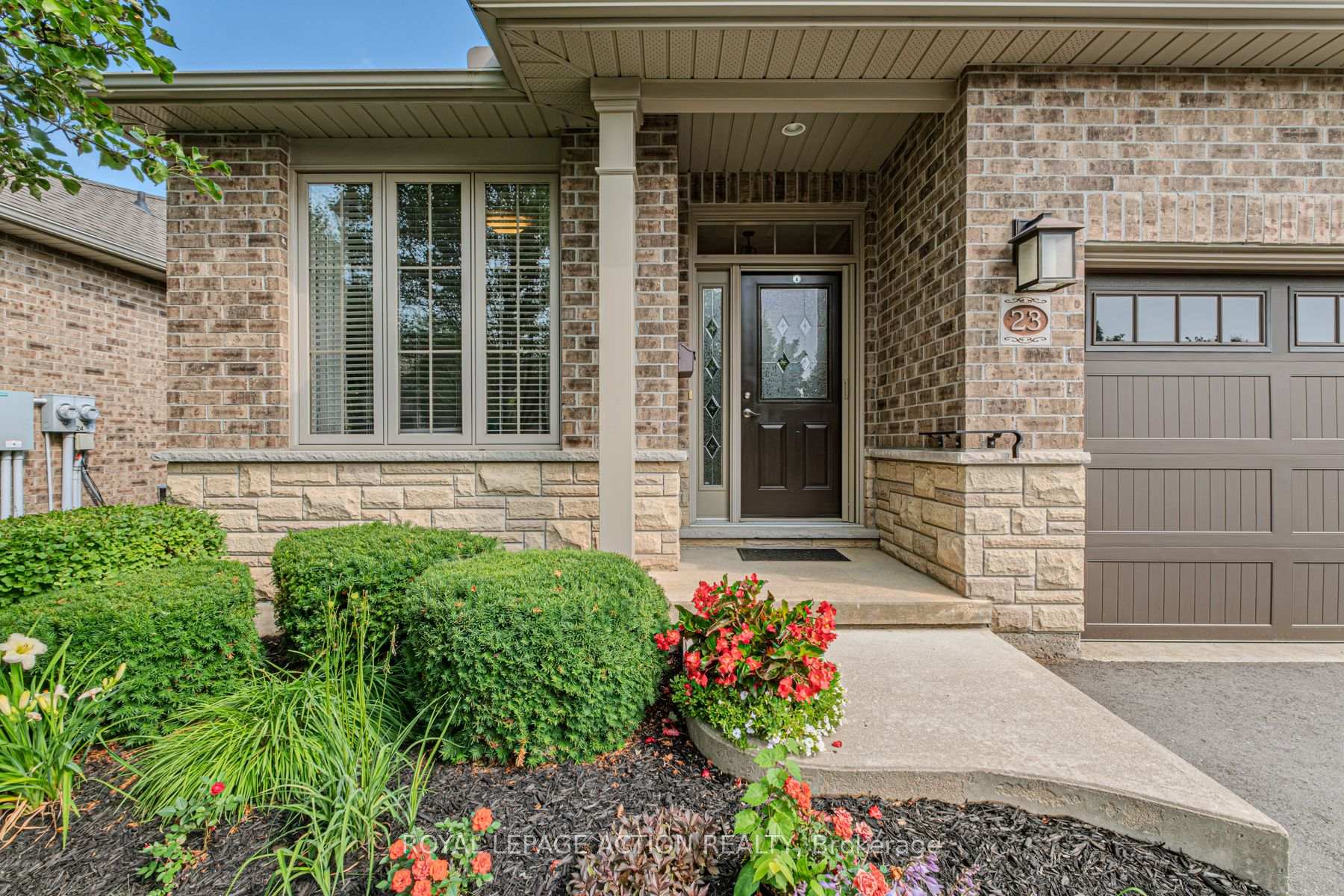 Photo 10 of Unit 23, 30 Cedar Street, Brant, Paris — HOMEH