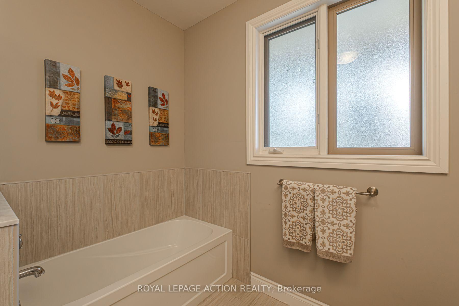 Photo 23 of Unit 23, 30 Cedar Street, Brant, Paris — HOMEH