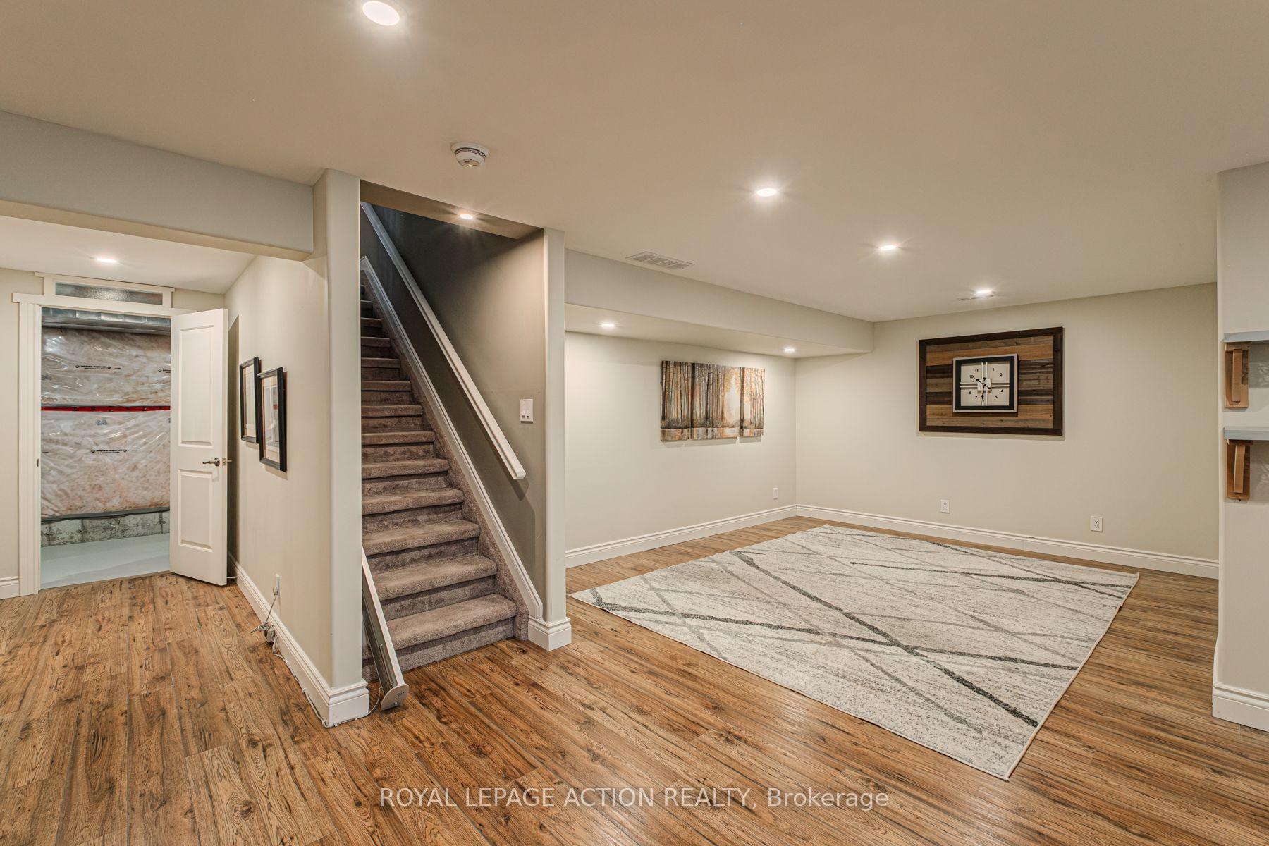 Photo 37 of Unit 23, 30 Cedar Street, Brant, Paris — HOMEH