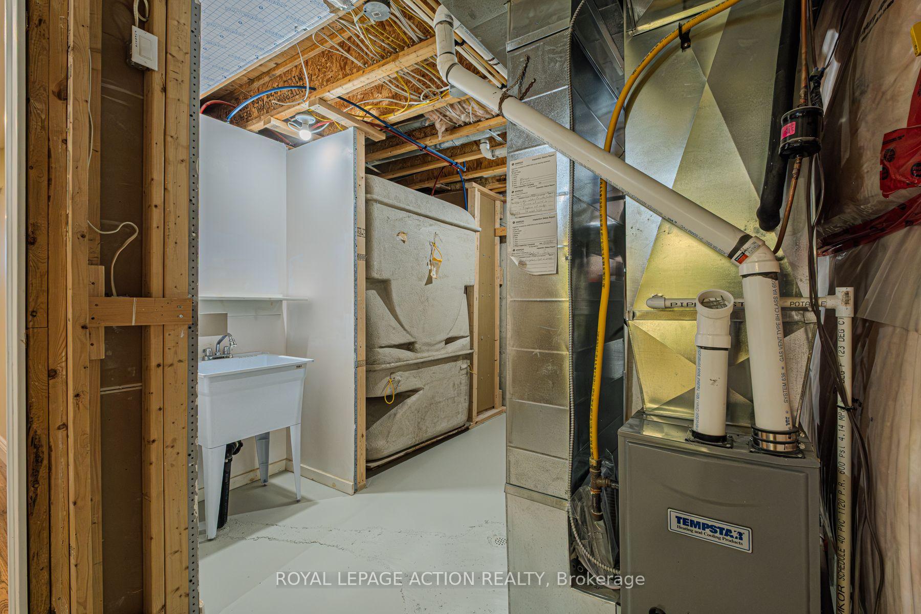 Photo 42 of Unit 23, 30 Cedar Street, Brant, Paris — HOMEH