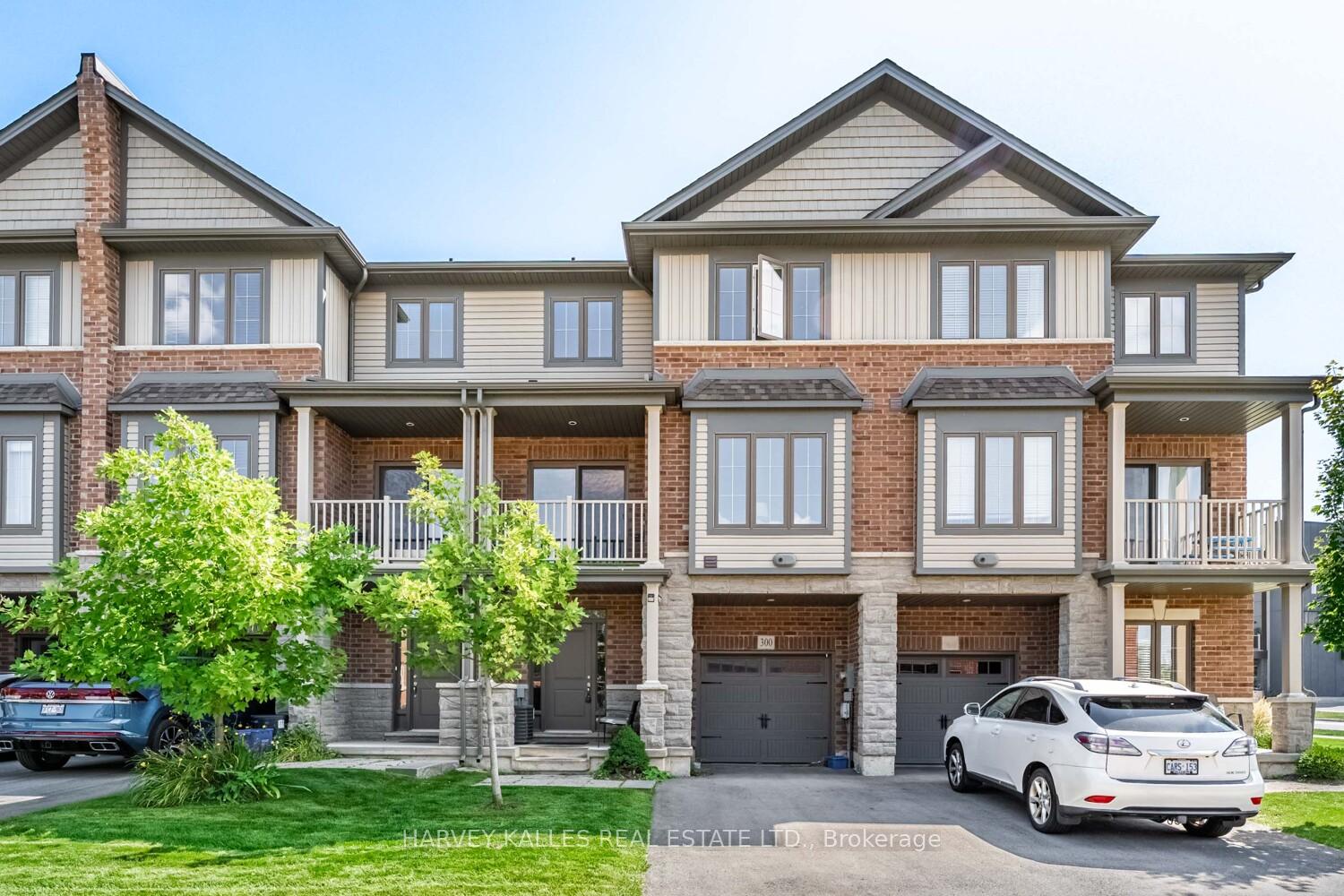Photo 1 of 300 Humphrey Street, Hamilton, Waterdown — HOMEH