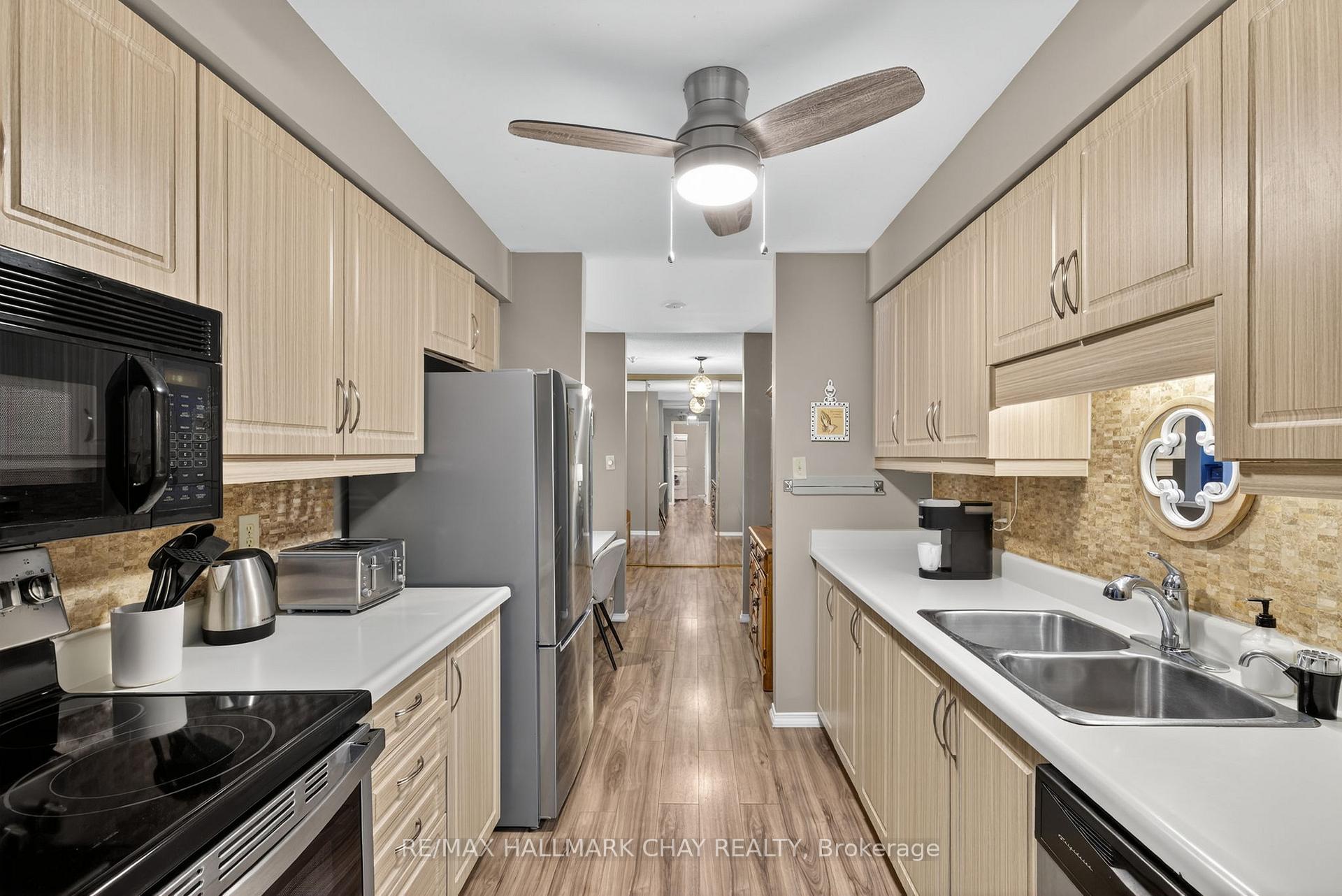 Photo 10 of Unit 124, 10 Coulter Street, Barrie, Sunnidale — HOMEH