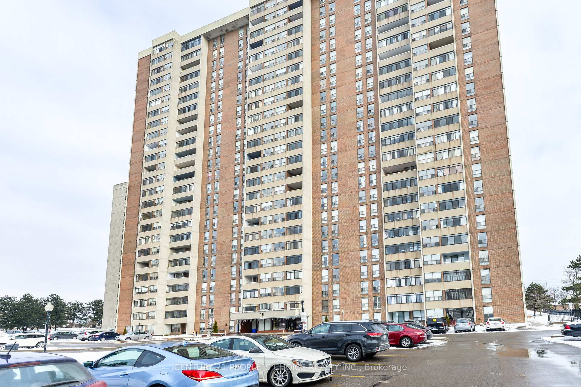 Front of Unit 2109, 18 Knightsbridge Road
