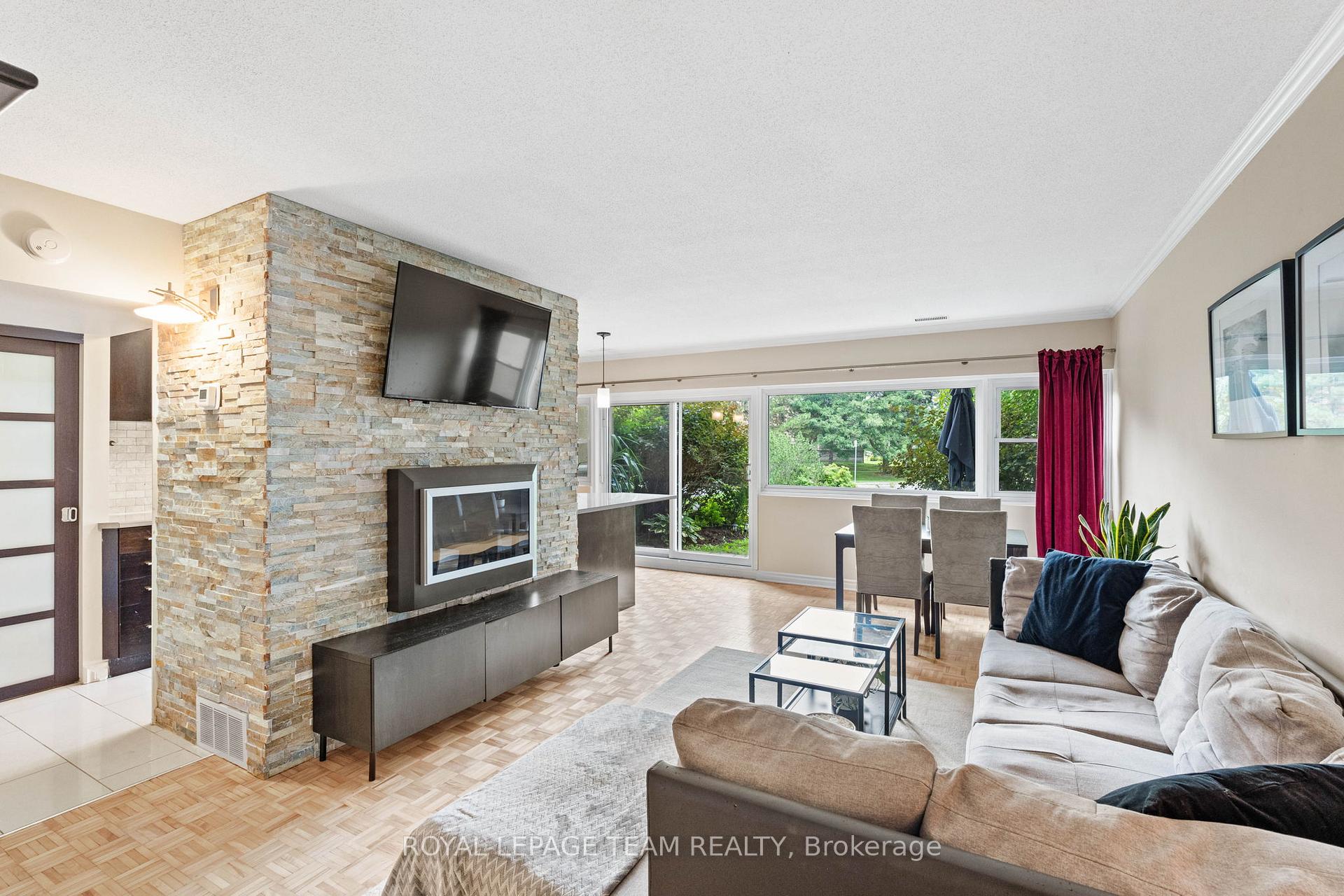 Photo 8 of Unit 109, 12 Corkstown Road, Ottawa, Lakeview Park — HOMEH