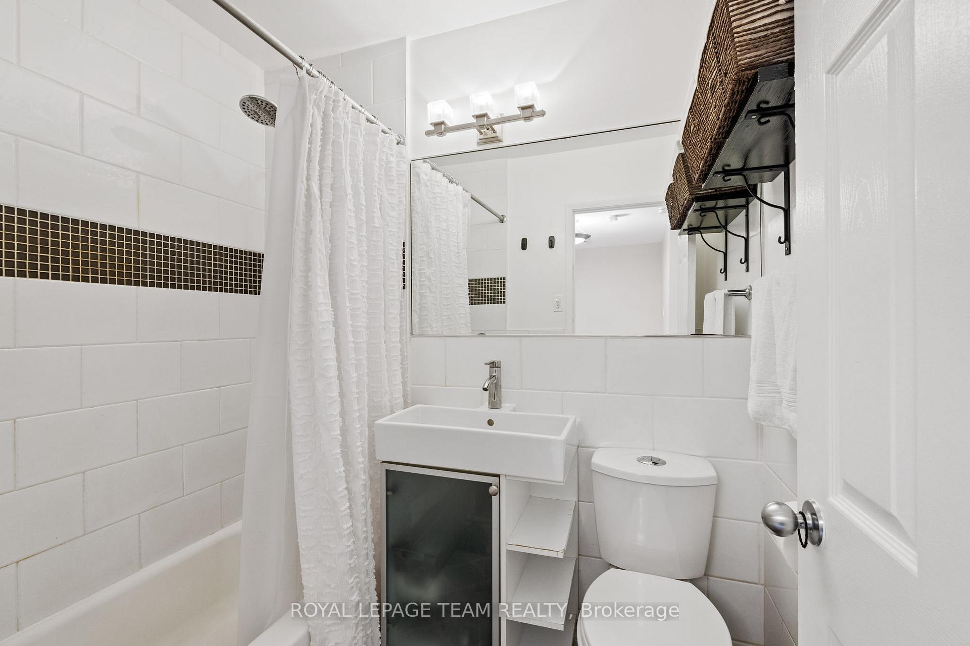 Photo 20 of Unit 109, 12 Corkstown Road, Ottawa, Lakeview Park — HOMEH