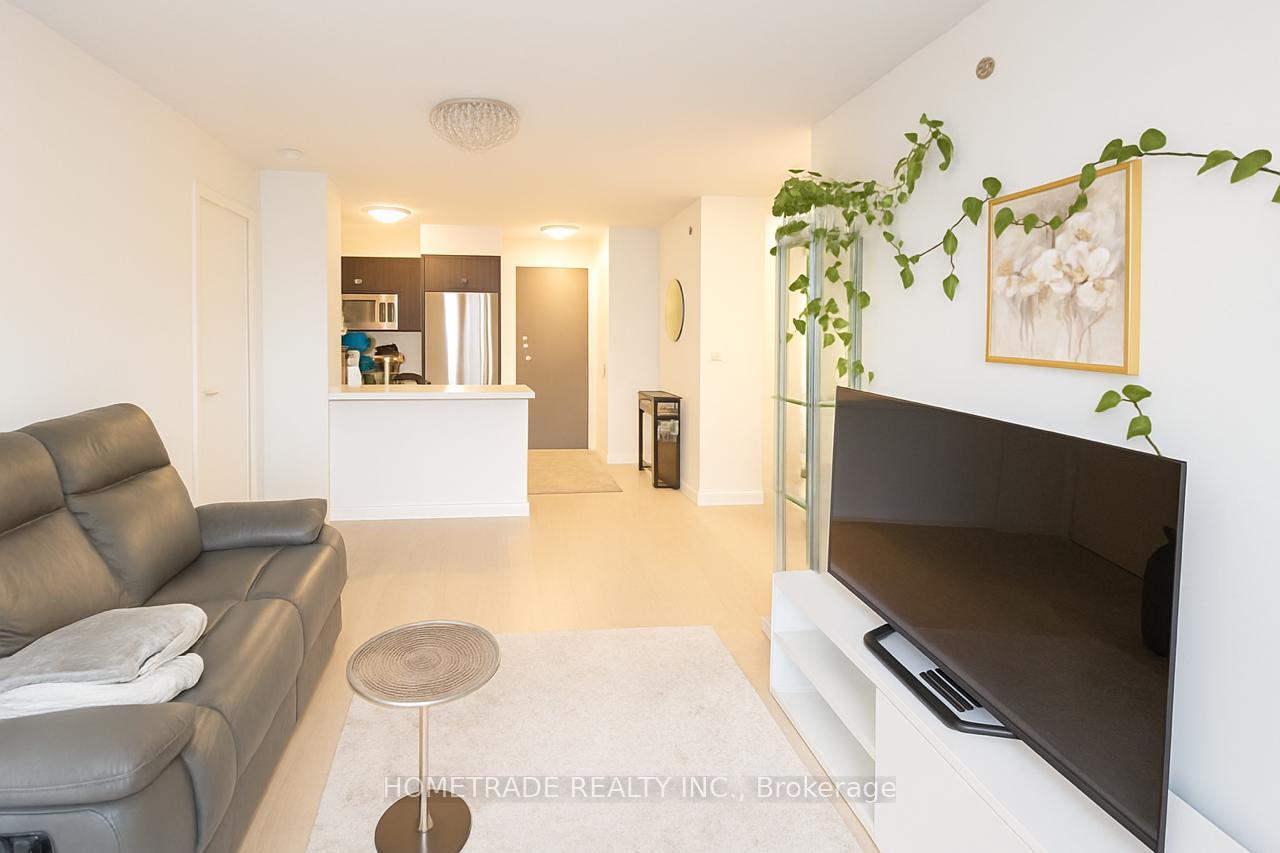 Photo 5 of Unit 310, 35 Saranac Boulevard, Toronto, Englemount-Lawrence — HOMEH