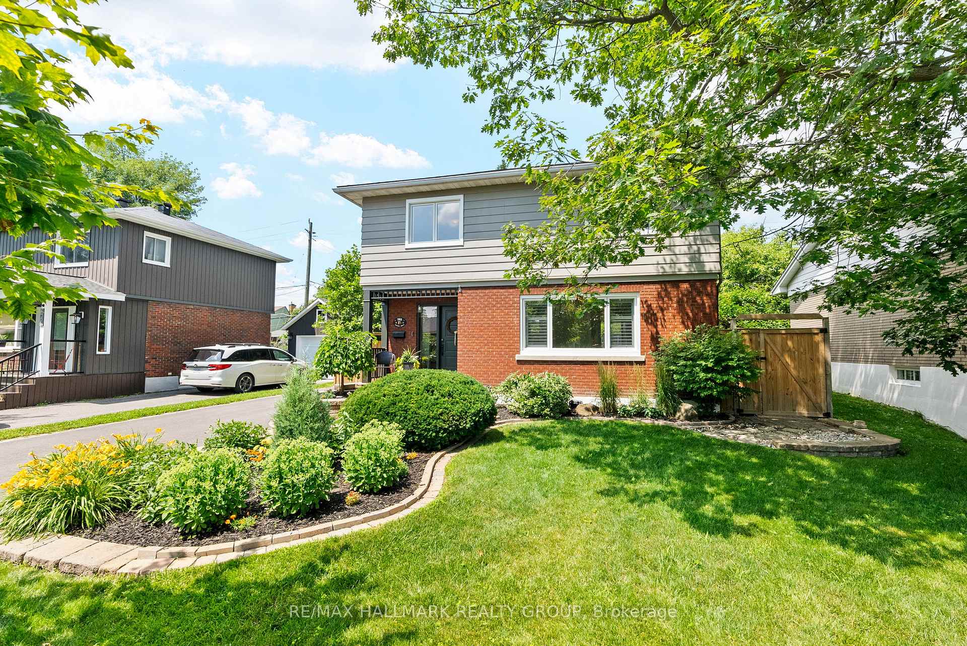 Photo 2 of 761 Weston Drive, Ottawa, Elmvale Acres — HOMEH