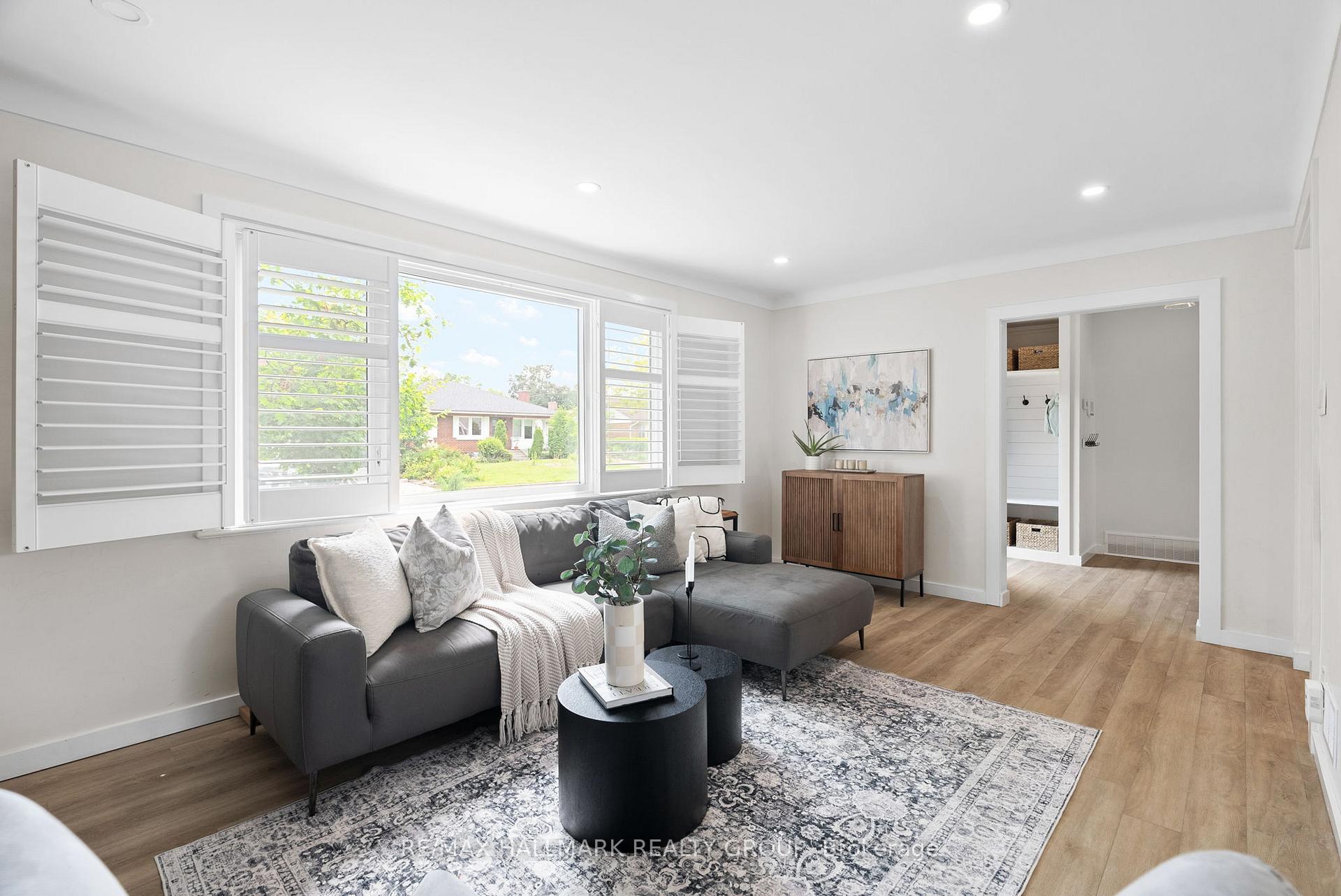 Photo 7 of 761 Weston Drive, Ottawa, Elmvale Acres — HOMEH