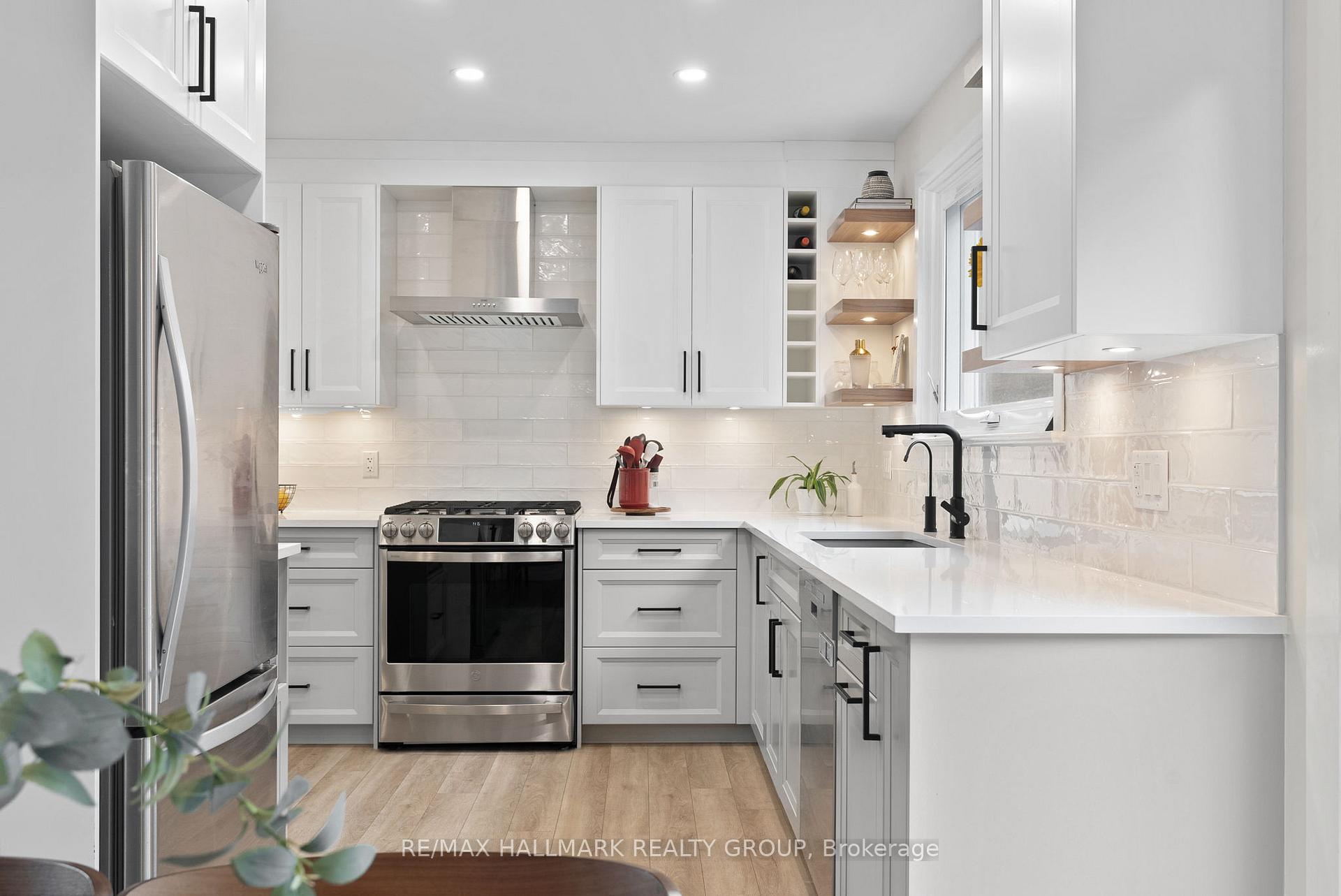 Photo 13 of 761 Weston Drive, Ottawa, Elmvale Acres — HOMEH