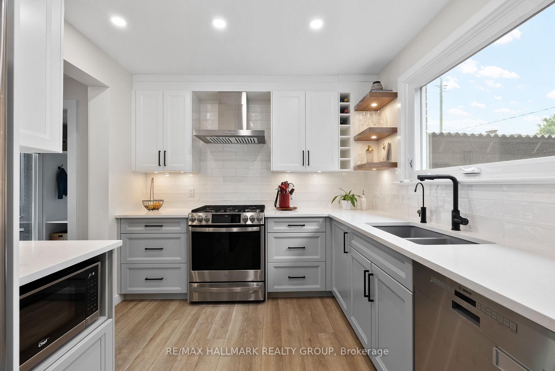 Photo 16 of 761 Weston Drive, Ottawa, Elmvale Acres — HOMEH