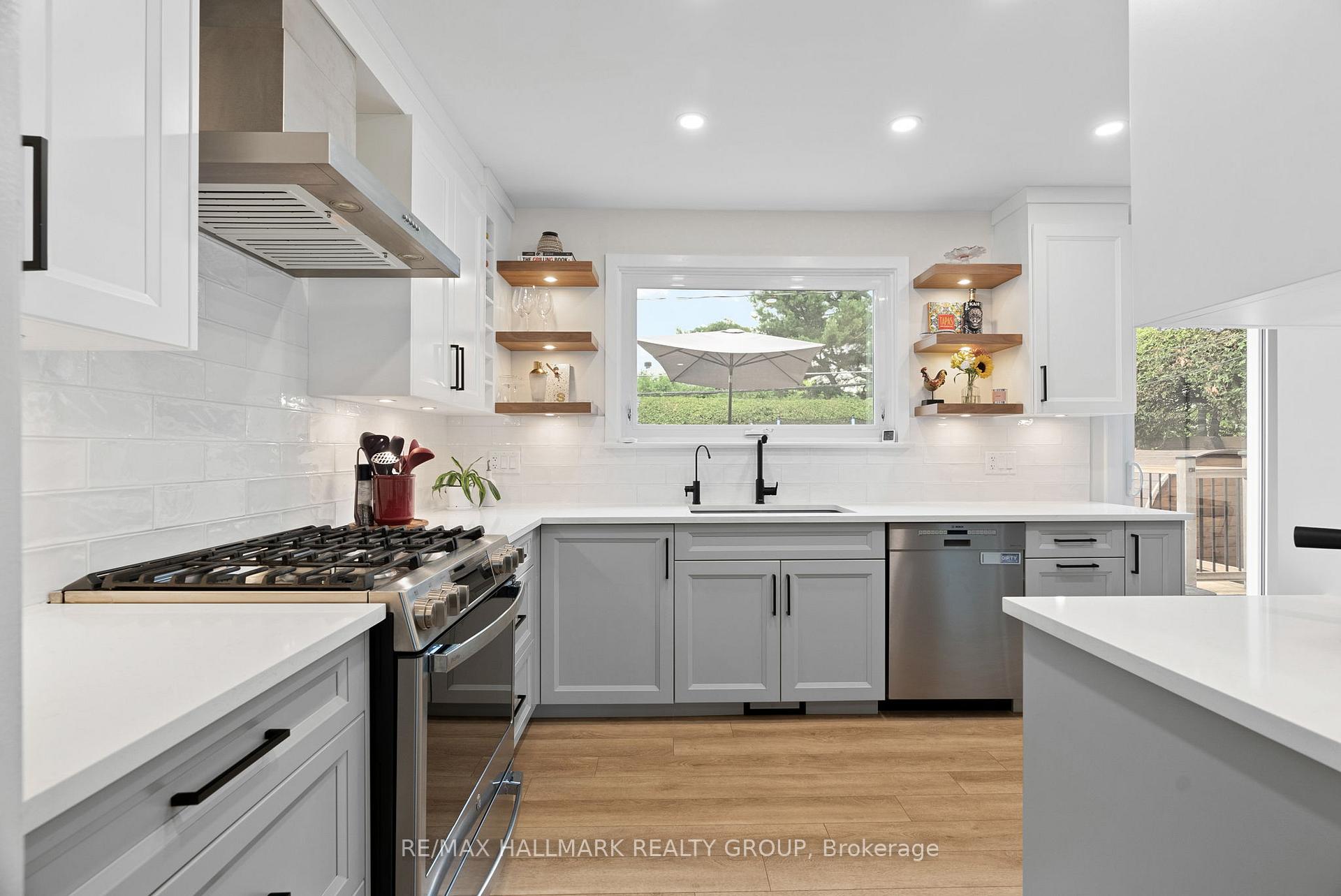 Photo 17 of 761 Weston Drive, Ottawa, Elmvale Acres — HOMEH