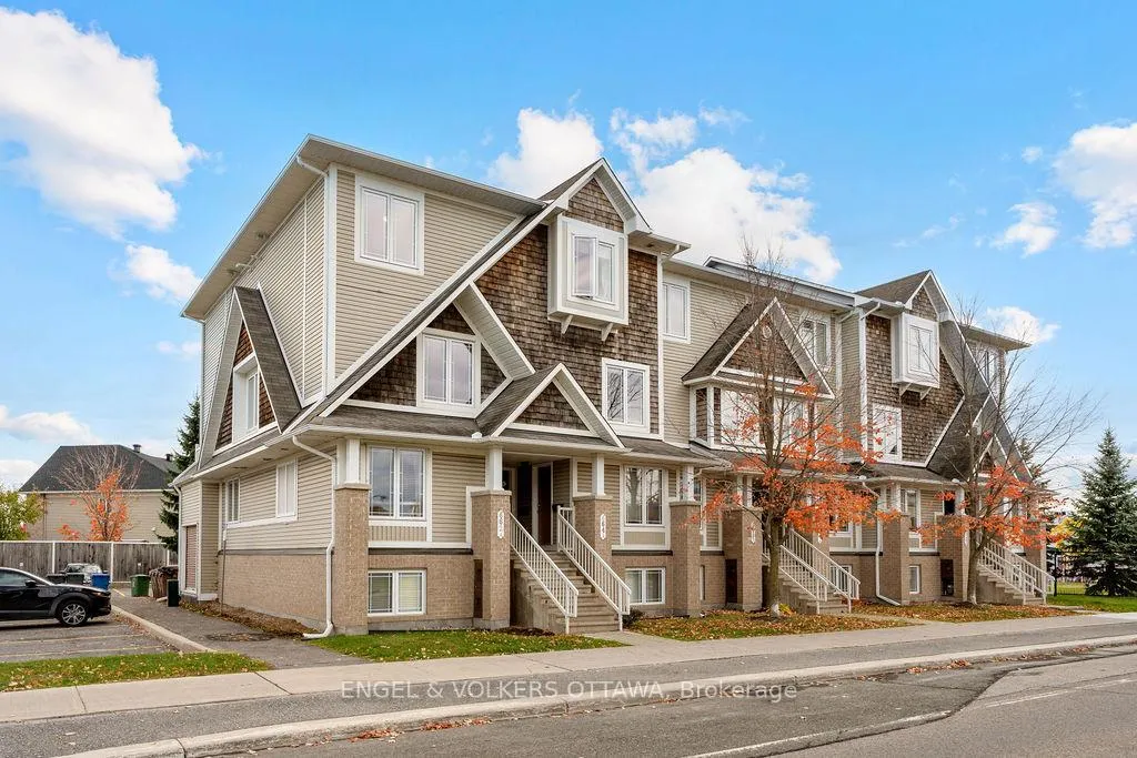 Front of 662B Chapman Mills Drive