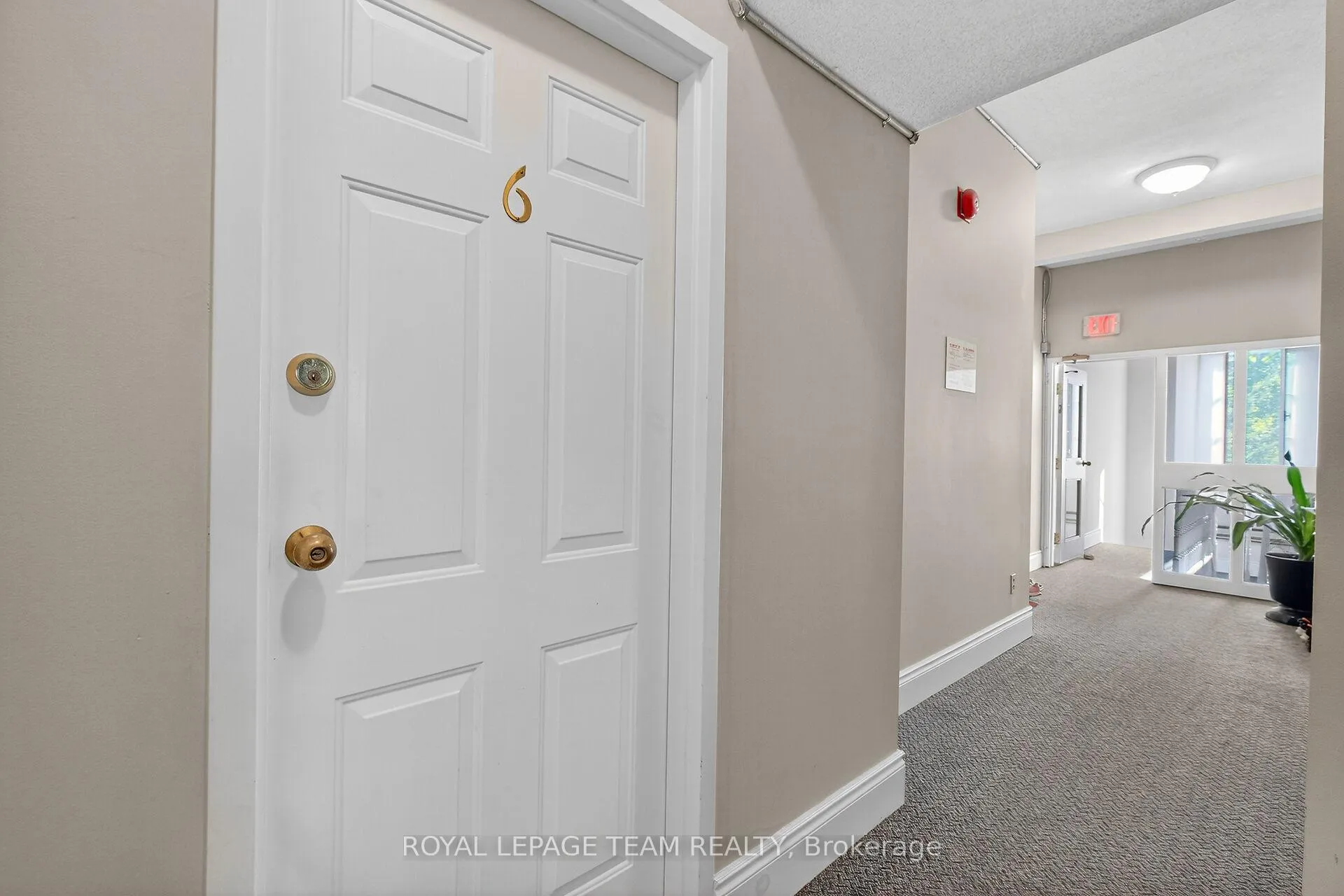 Photo 6 of Unit 6, 635 Richmond Road, Ottawa, Woodroffe — HOMEH