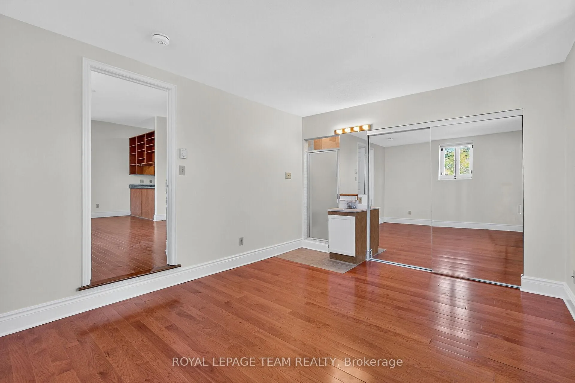 Photo 26 of Unit 6, 635 Richmond Road, Ottawa, Woodroffe — HOMEH