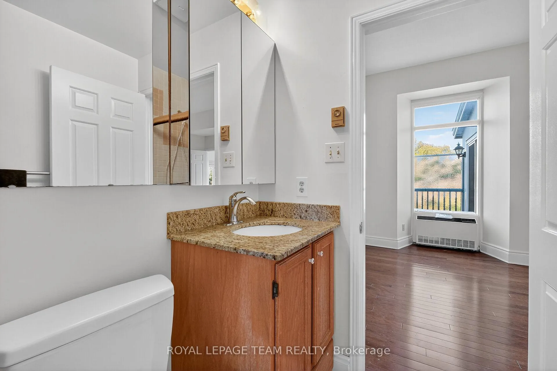 Photo 29 of Unit 6, 635 Richmond Road, Ottawa, Woodroffe — HOMEH