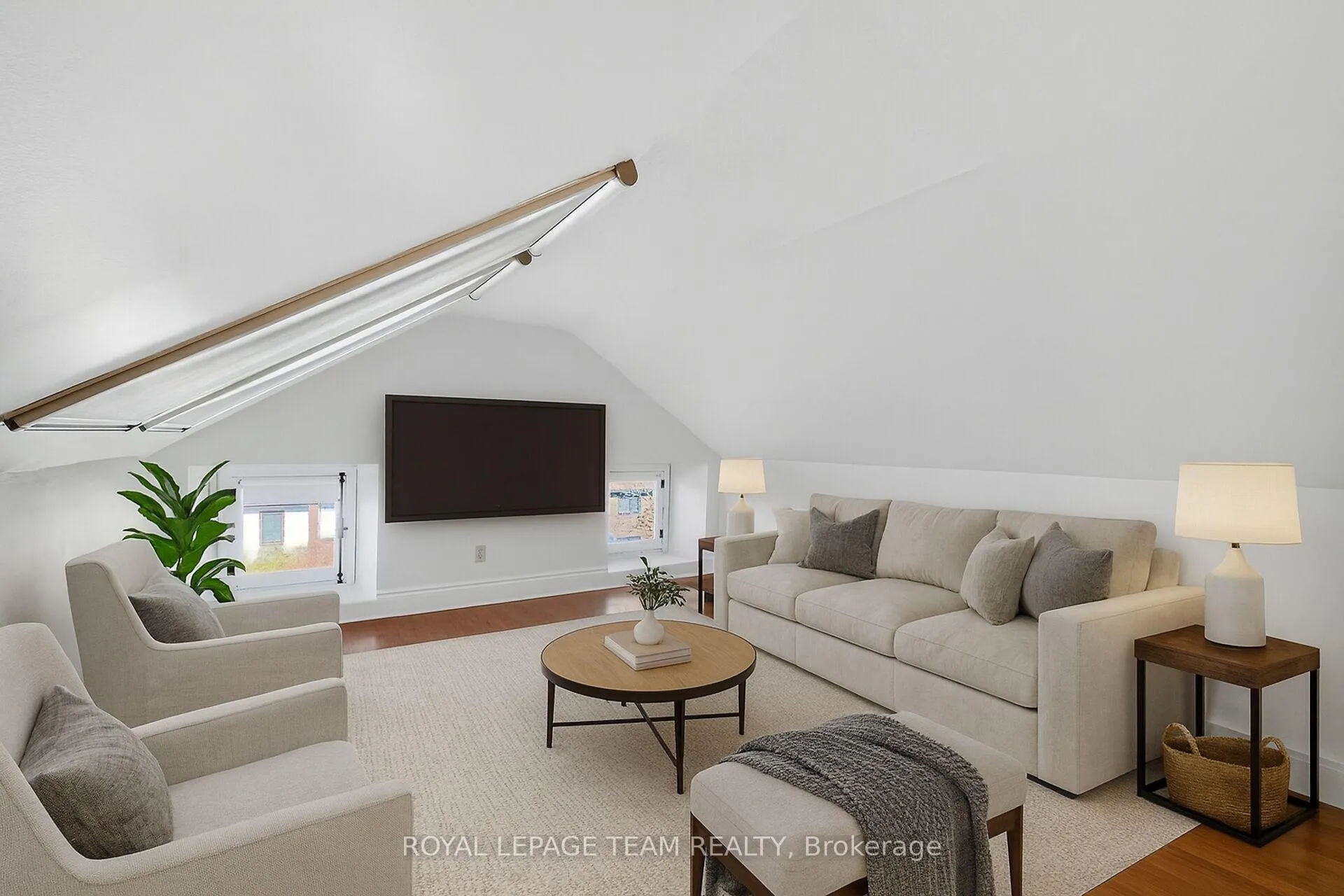 Photo 34 of Unit 6, 635 Richmond Road, Ottawa, Woodroffe — HOMEH
