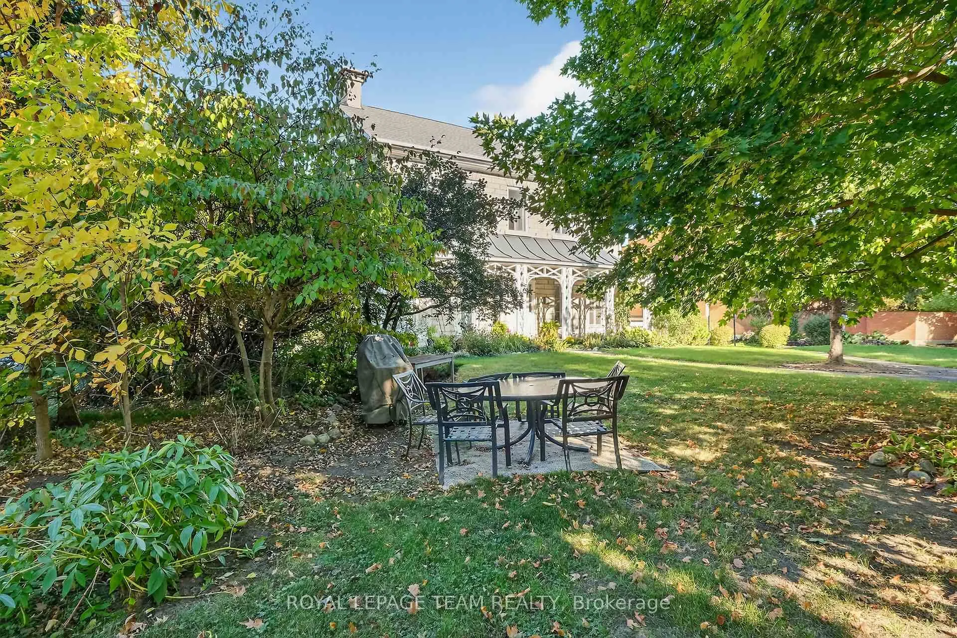 Photo 37 of Unit 6, 635 Richmond Road, Ottawa, Woodroffe — HOMEH