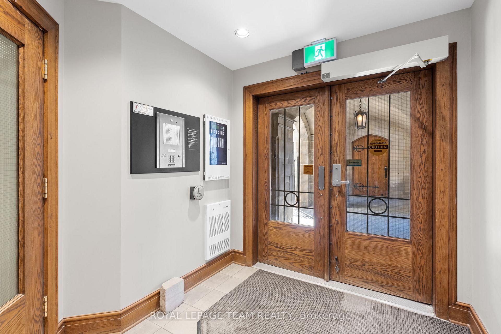 Photo 4 of Unit 304, 130 Glebe Avenue, Ottawa, Glebe — HOMEH