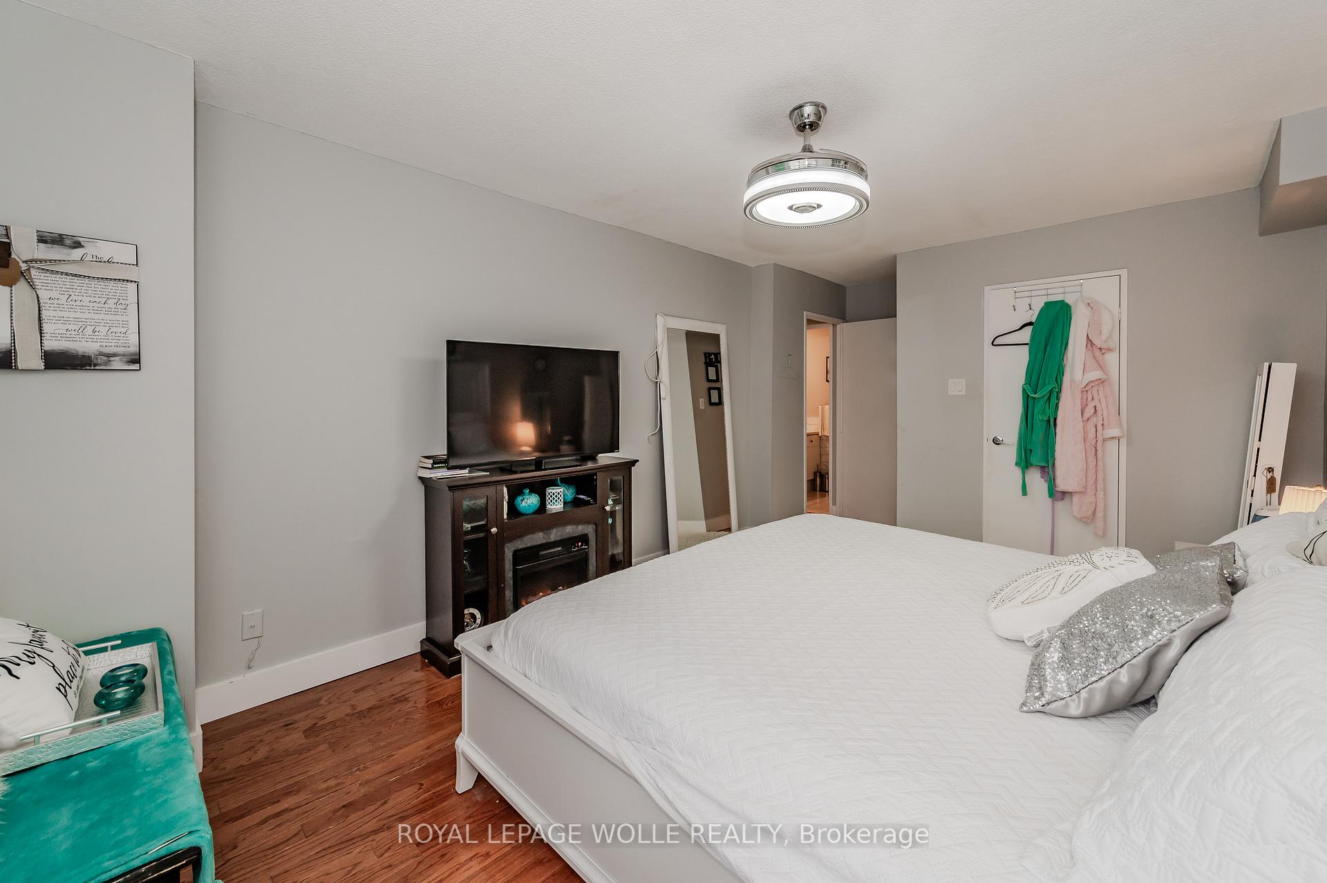 Photo 18 of 65 Westmount Road N, Waterloo, Downtown Waterloo — HOMEH