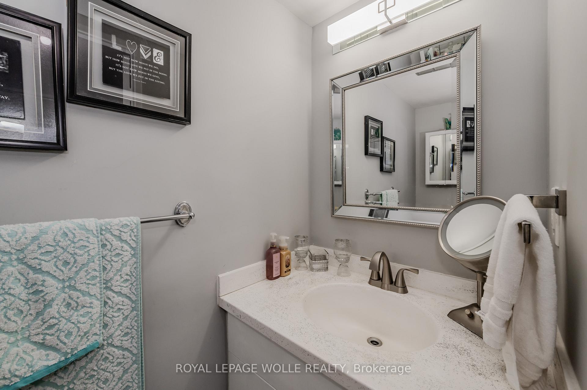 Photo 19 of 65 Westmount Road N, Waterloo, Downtown Waterloo — HOMEH